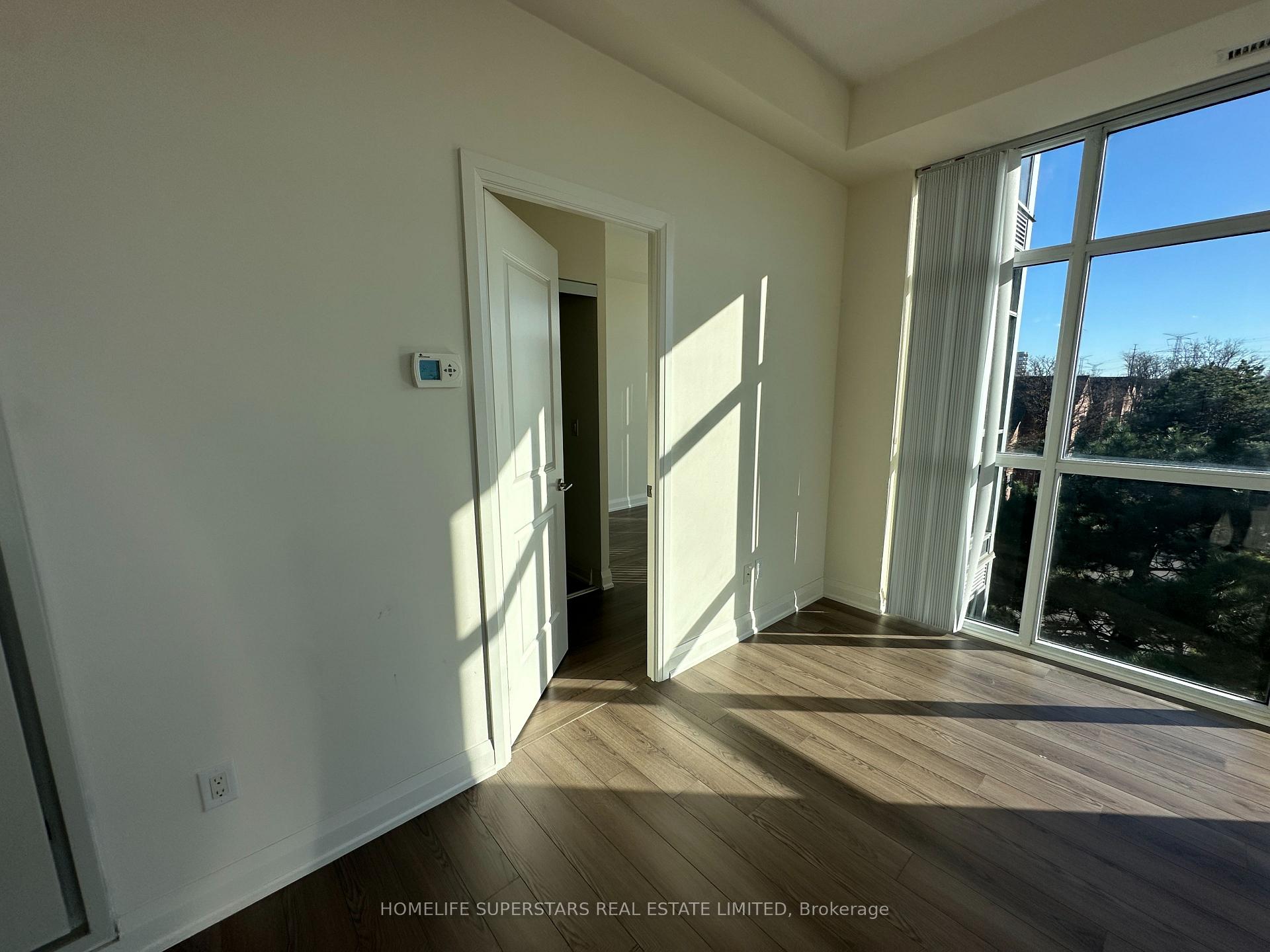 Photo 6 of Unit 309, 8763 Bayview Avenue, Richmond Hill, Doncrest — HOMEH