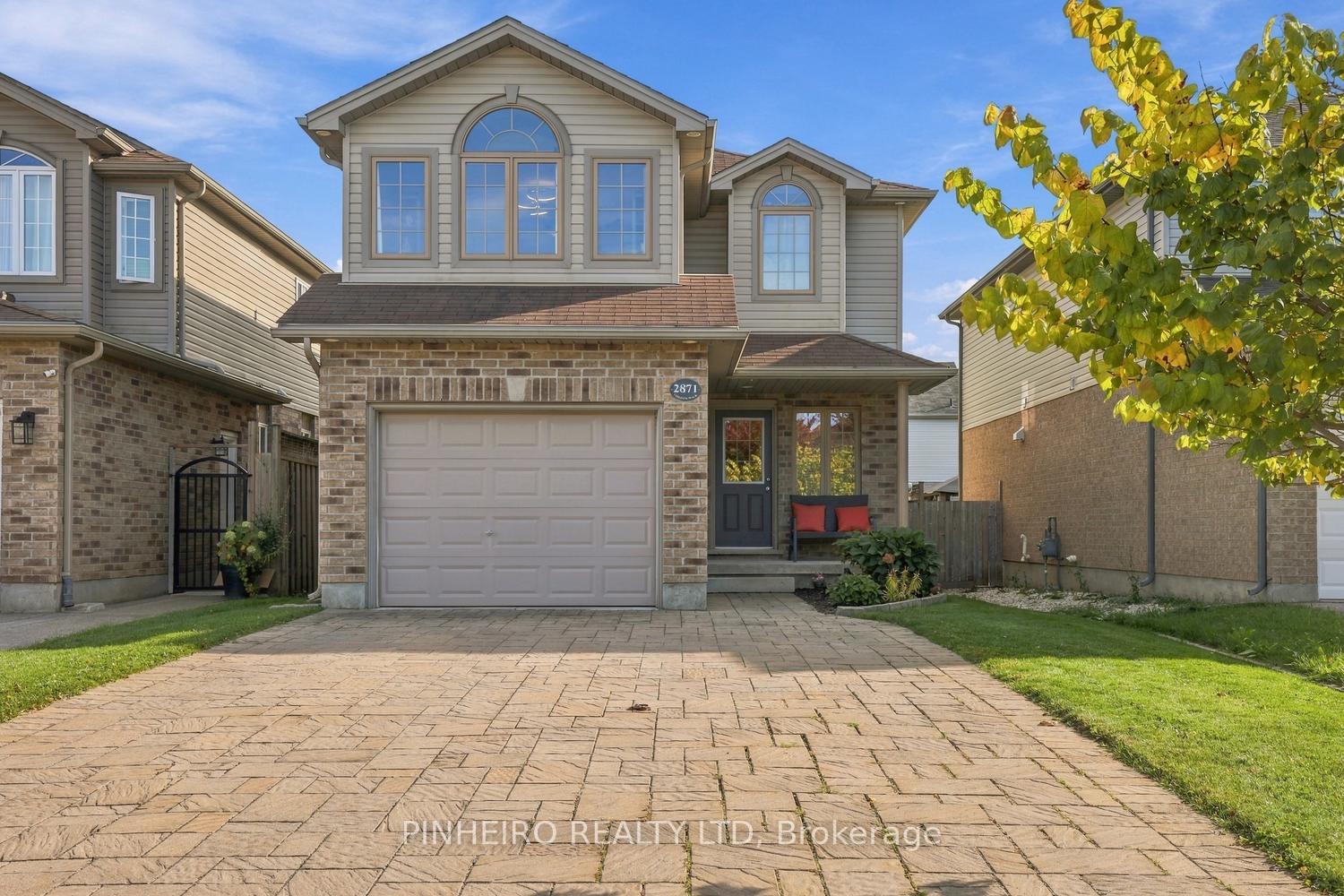 Photo of 2871 Lemieux Walk