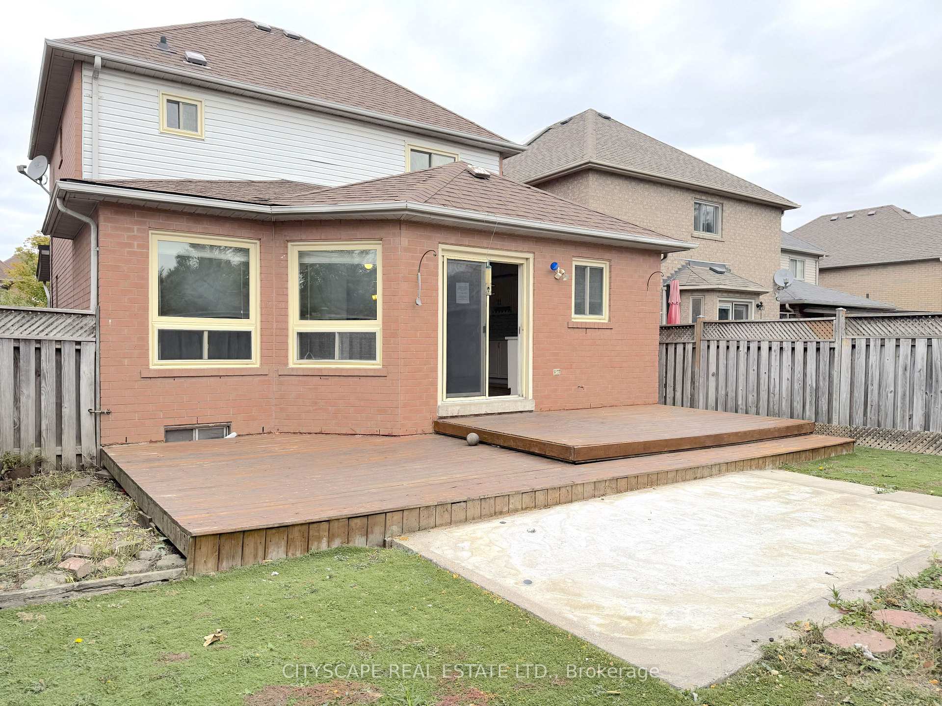 Photo 46 of 8 Safari Court, Brampton, Snelgrove — HOMEH