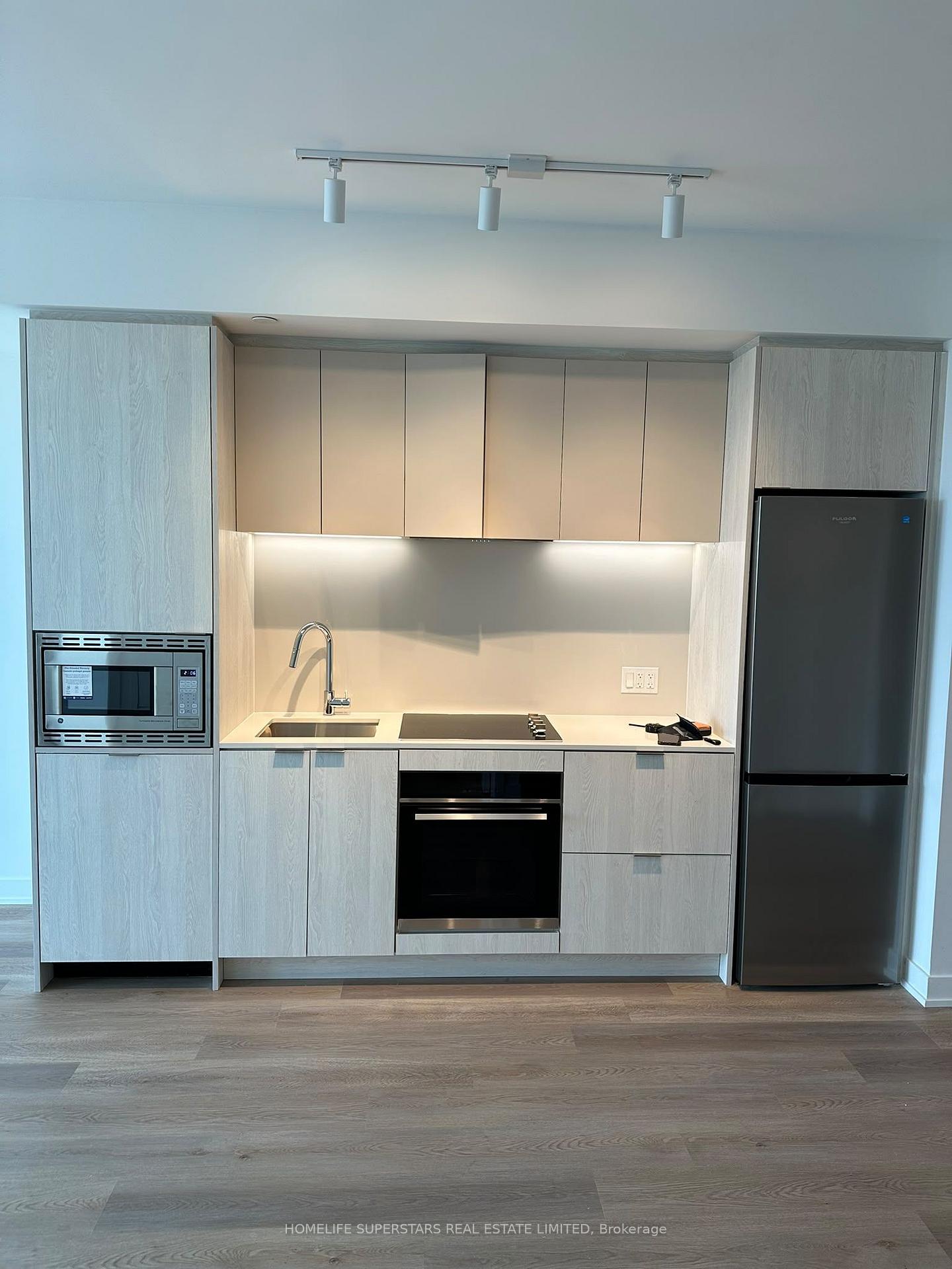 Photo 7 of 101 John Street, Hamilton, Beasley — HOMEH