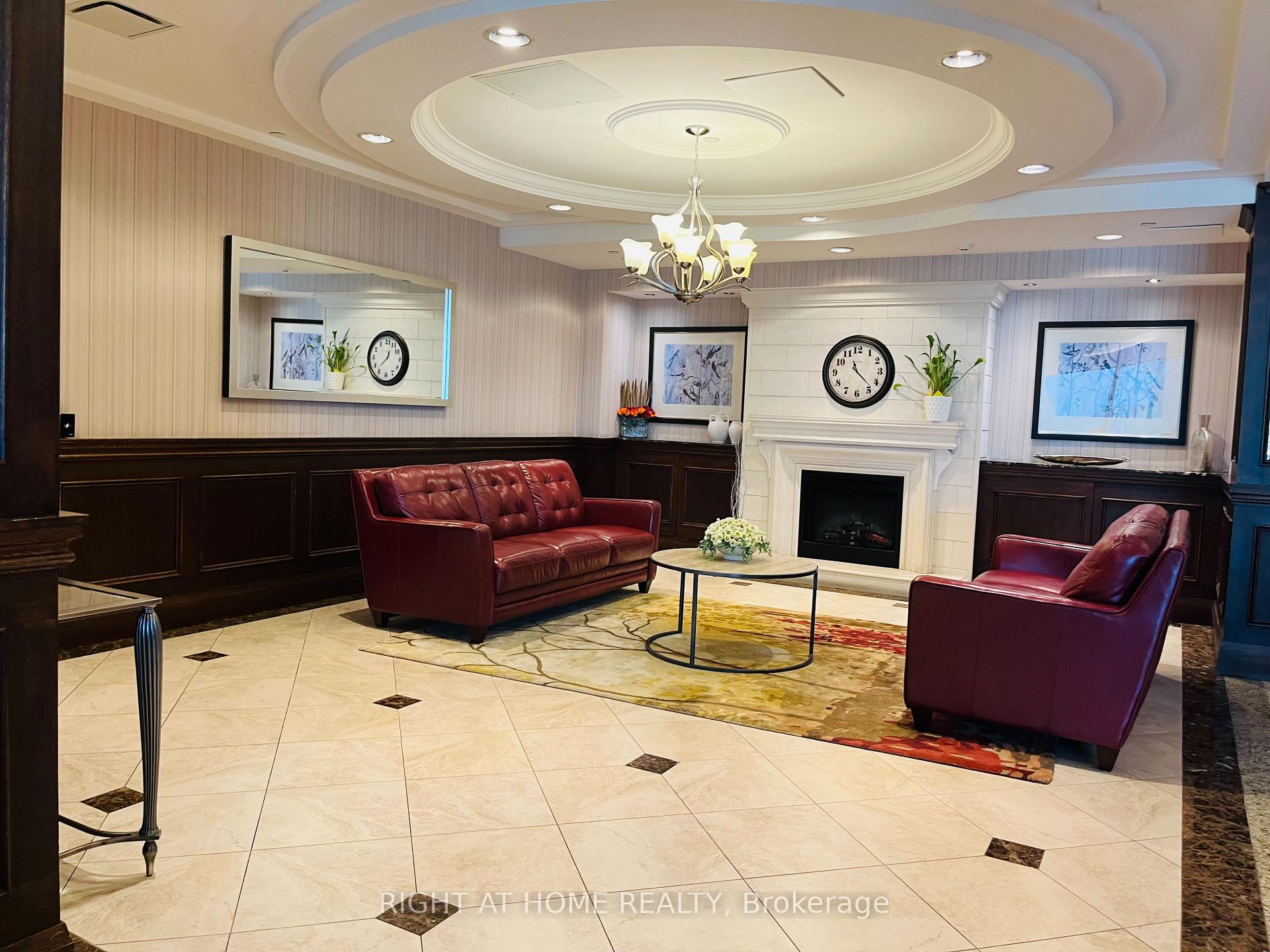 Photo 6 of Unit LPH209, 15 North Park Road, Vaughan, Beverley Glen — HOMEH