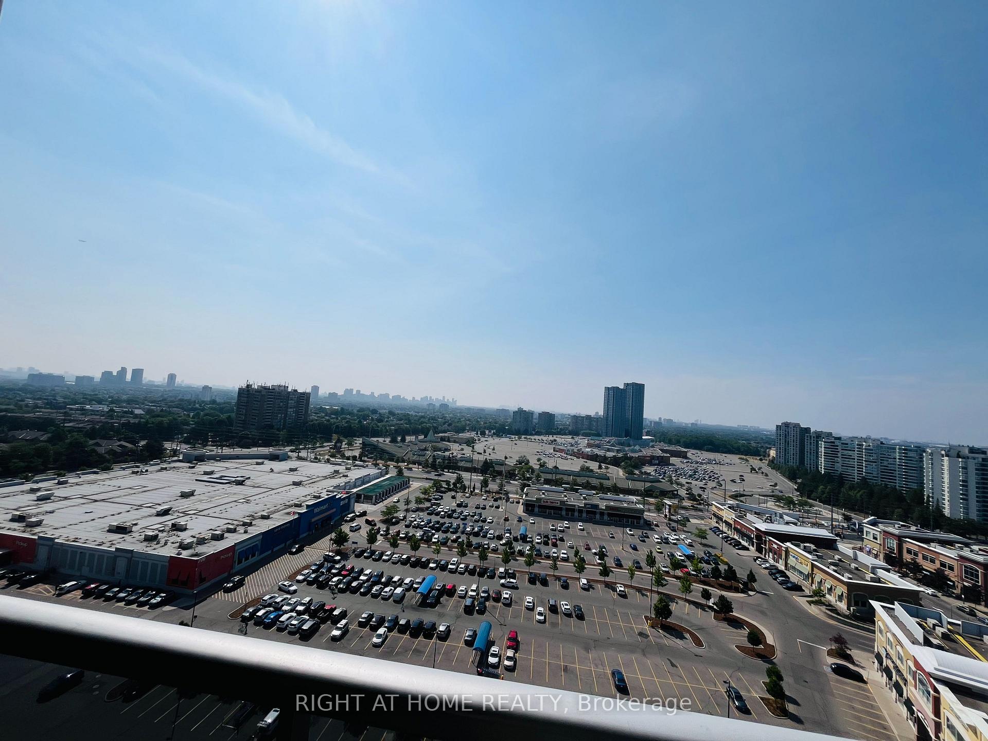 Photo 7 of Unit LPH209, 15 North Park Road, Vaughan, Beverley Glen — HOMEH