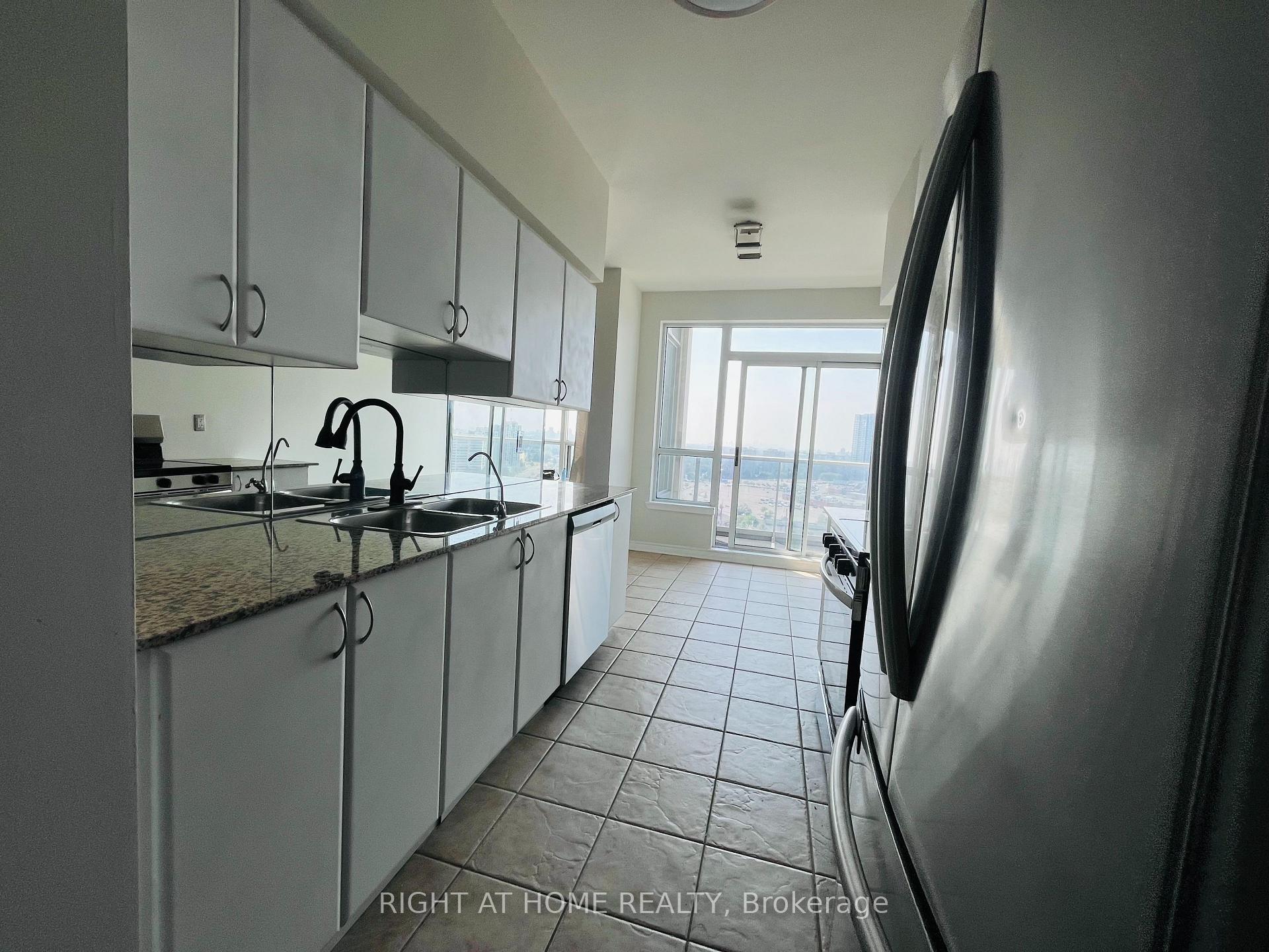 Photo 9 of Unit LPH209, 15 North Park Road, Vaughan, Beverley Glen — HOMEH