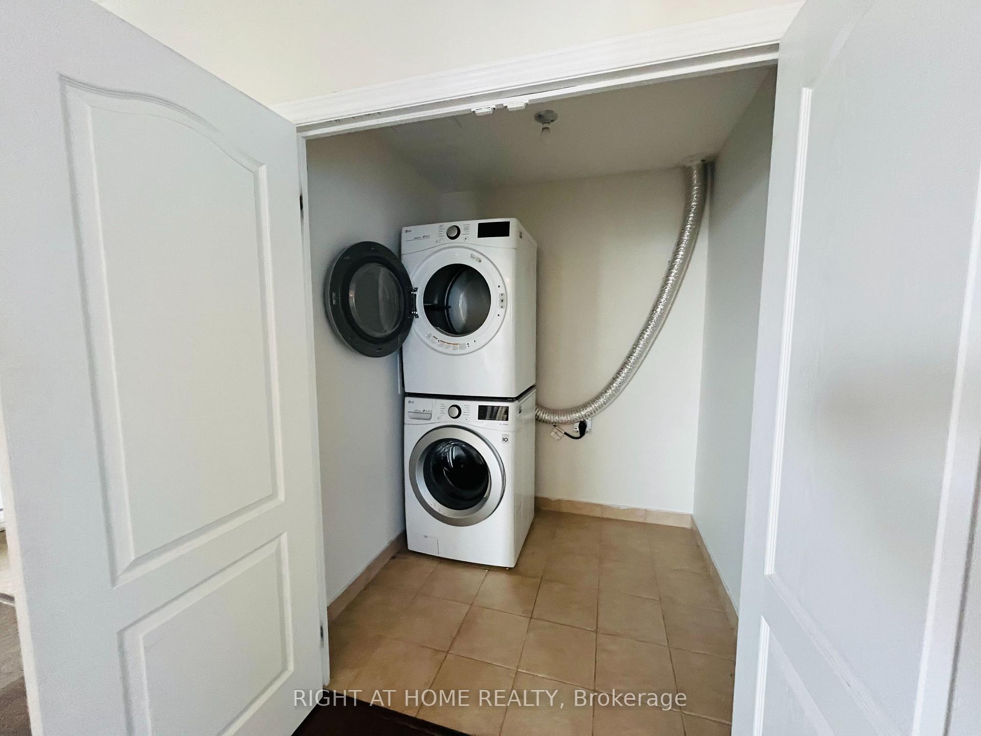Photo 15 of Unit LPH209, 15 North Park Road, Vaughan, Beverley Glen — HOMEH
