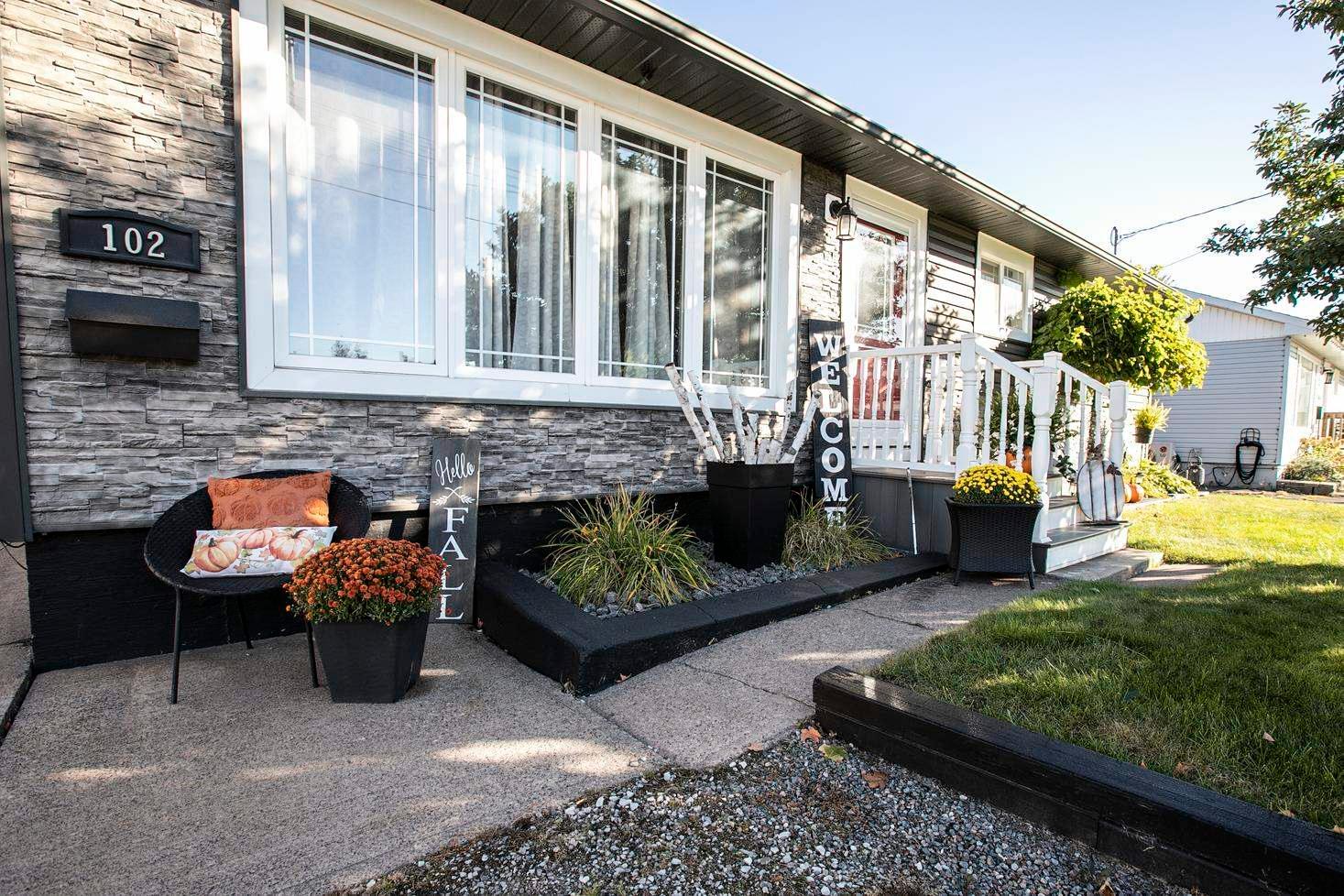 Photo 2 of 102 Laura Street, Sault Ste Marie, Ward 4 — HOMEH