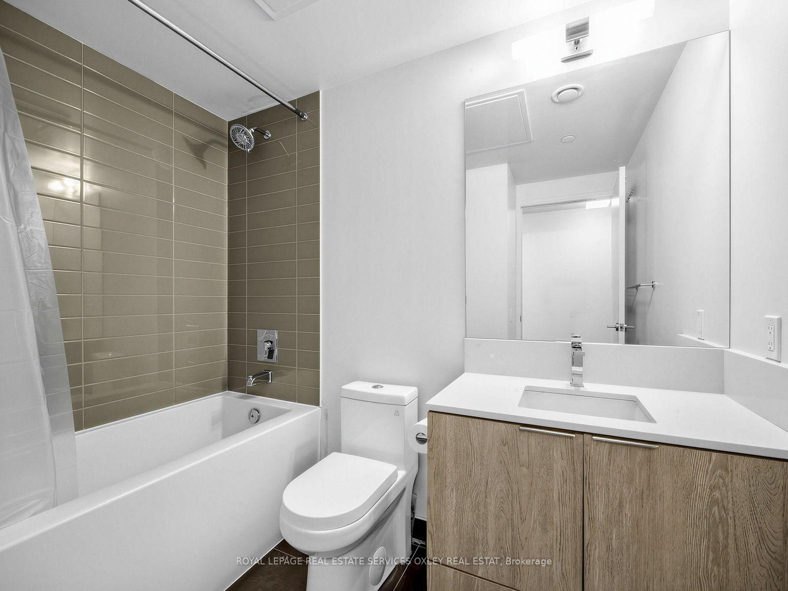 Photo 6 of Unit 3801, 181 Dundas Street E, Toronto, Moss Park — HOMEH