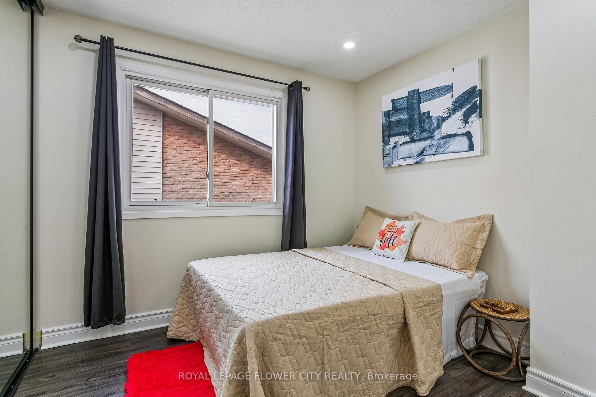 Photo 27 of 35 Camberley Crescent, Brampton, Brampton North — HOMEH
