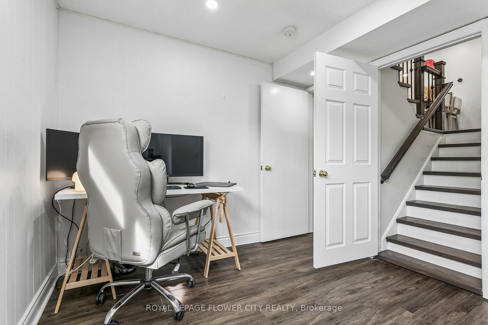 Photo 36 of 35 Camberley Crescent, Brampton, Brampton North — HOMEH