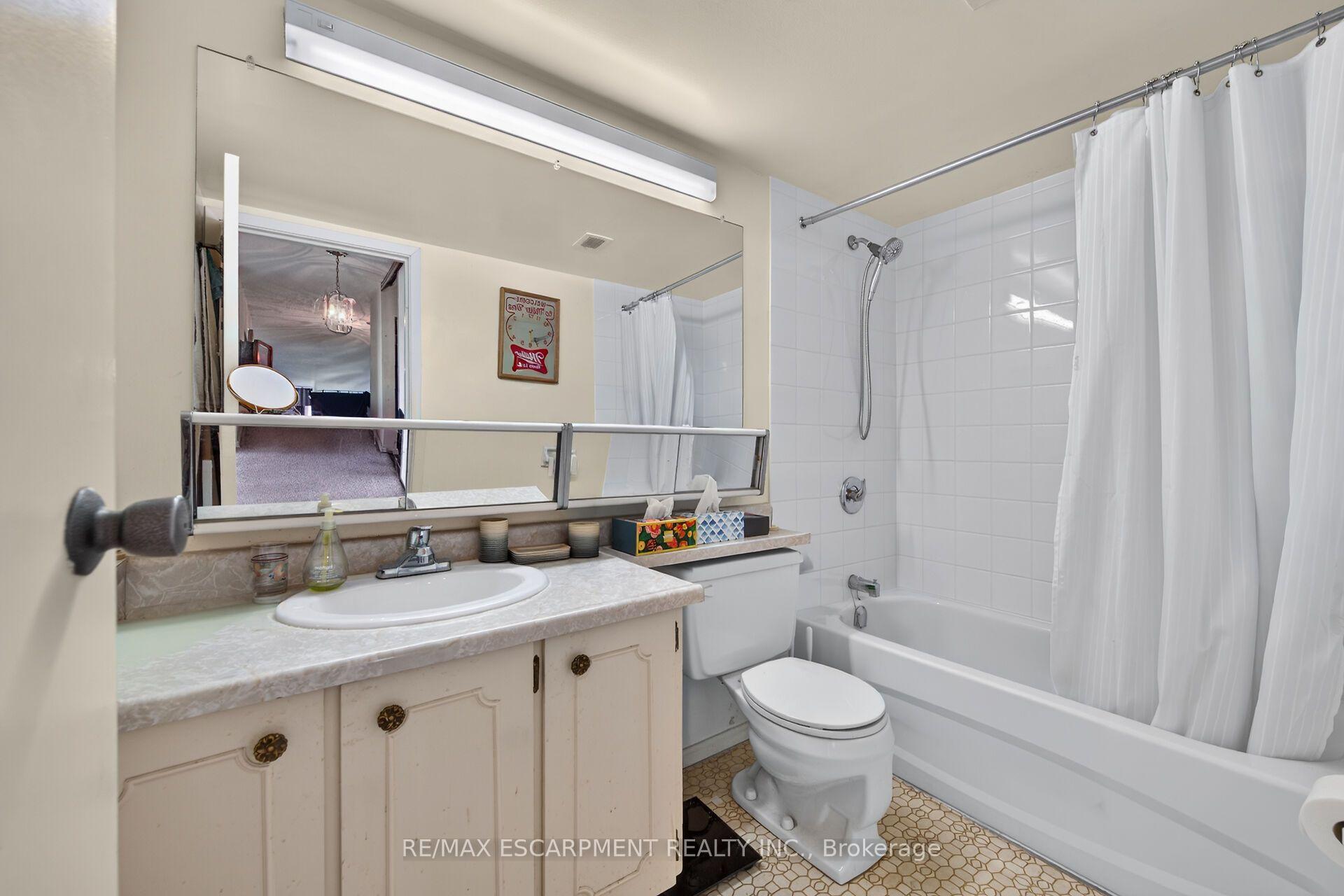 Photo 28 of Unit 1203, 75 Queen Street N, Hamilton, Strathcona — HOMEH