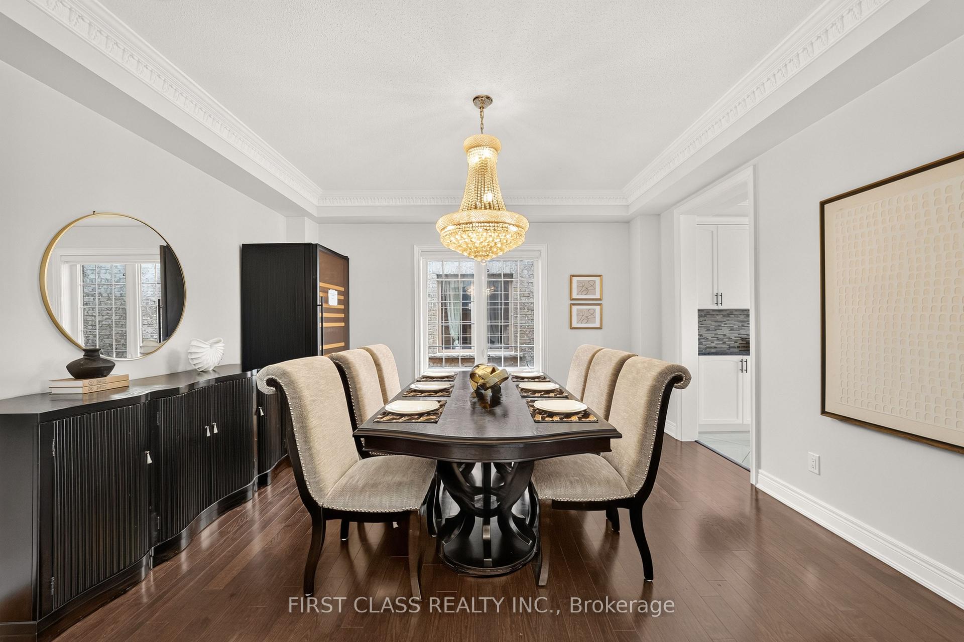 Photo 5 of 23 Lady Karen Crescent, Vaughan, Patterson — HOMEH