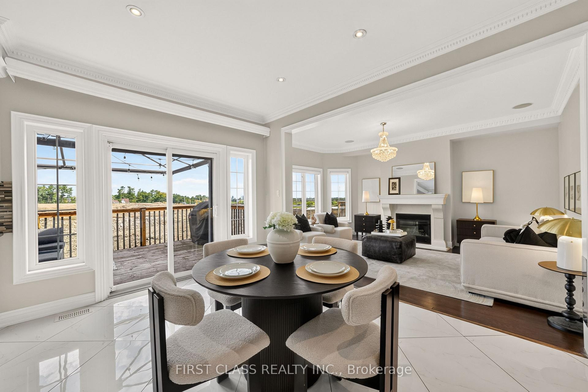Photo 13 of 23 Lady Karen Crescent, Vaughan, Patterson — HOMEH