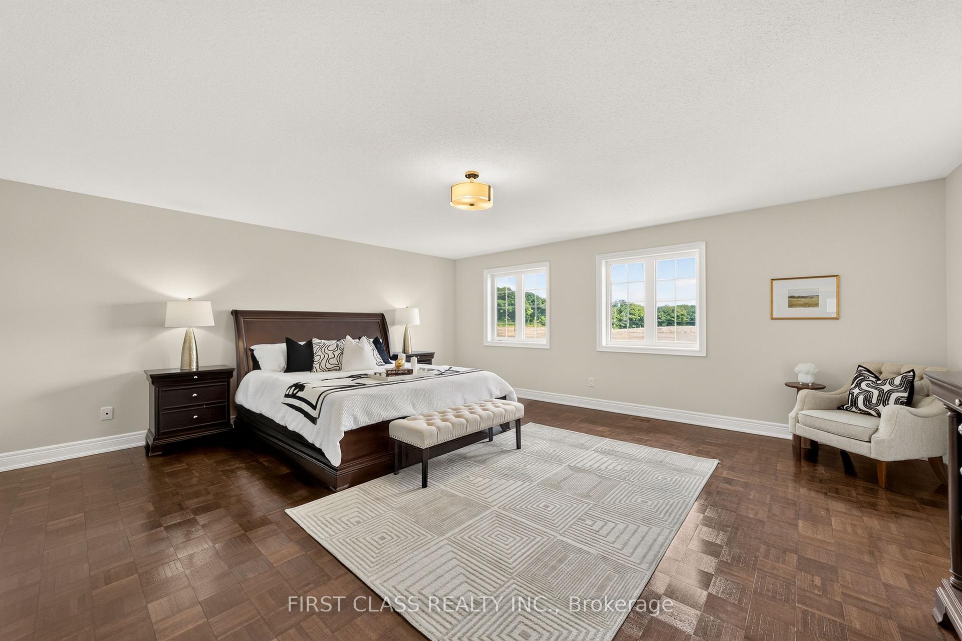 Photo 20 of 23 Lady Karen Crescent, Vaughan, Patterson — HOMEH