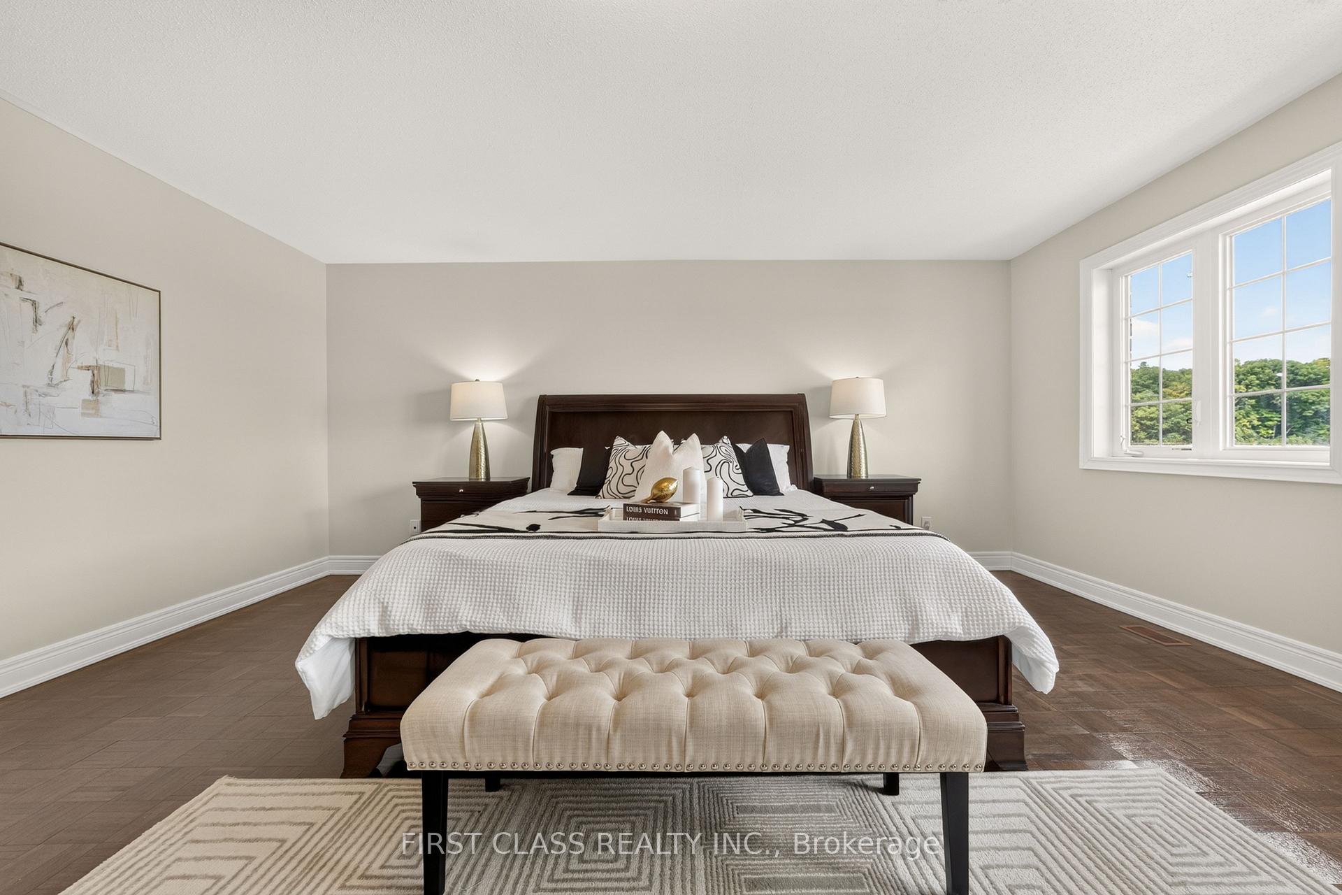 Photo 21 of 23 Lady Karen Crescent, Vaughan, Patterson — HOMEH
