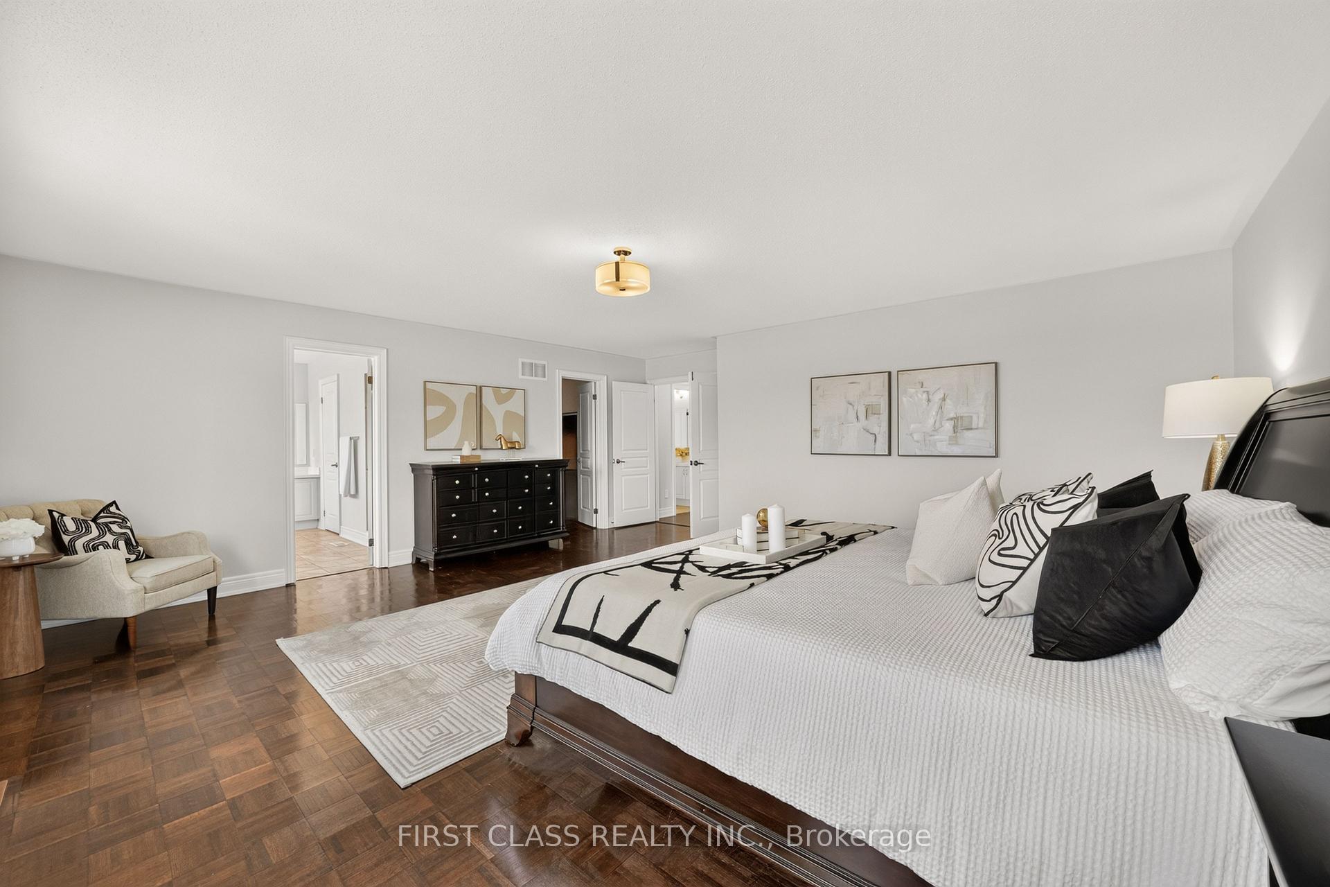 Photo 22 of 23 Lady Karen Crescent, Vaughan, Patterson — HOMEH