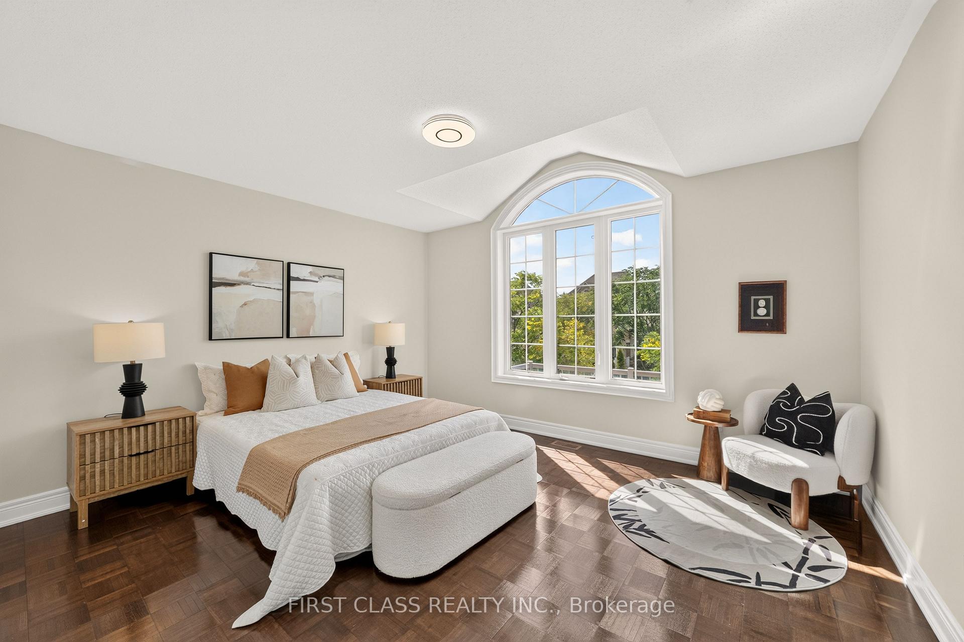 Photo 32 of 23 Lady Karen Crescent, Vaughan, Patterson — HOMEH