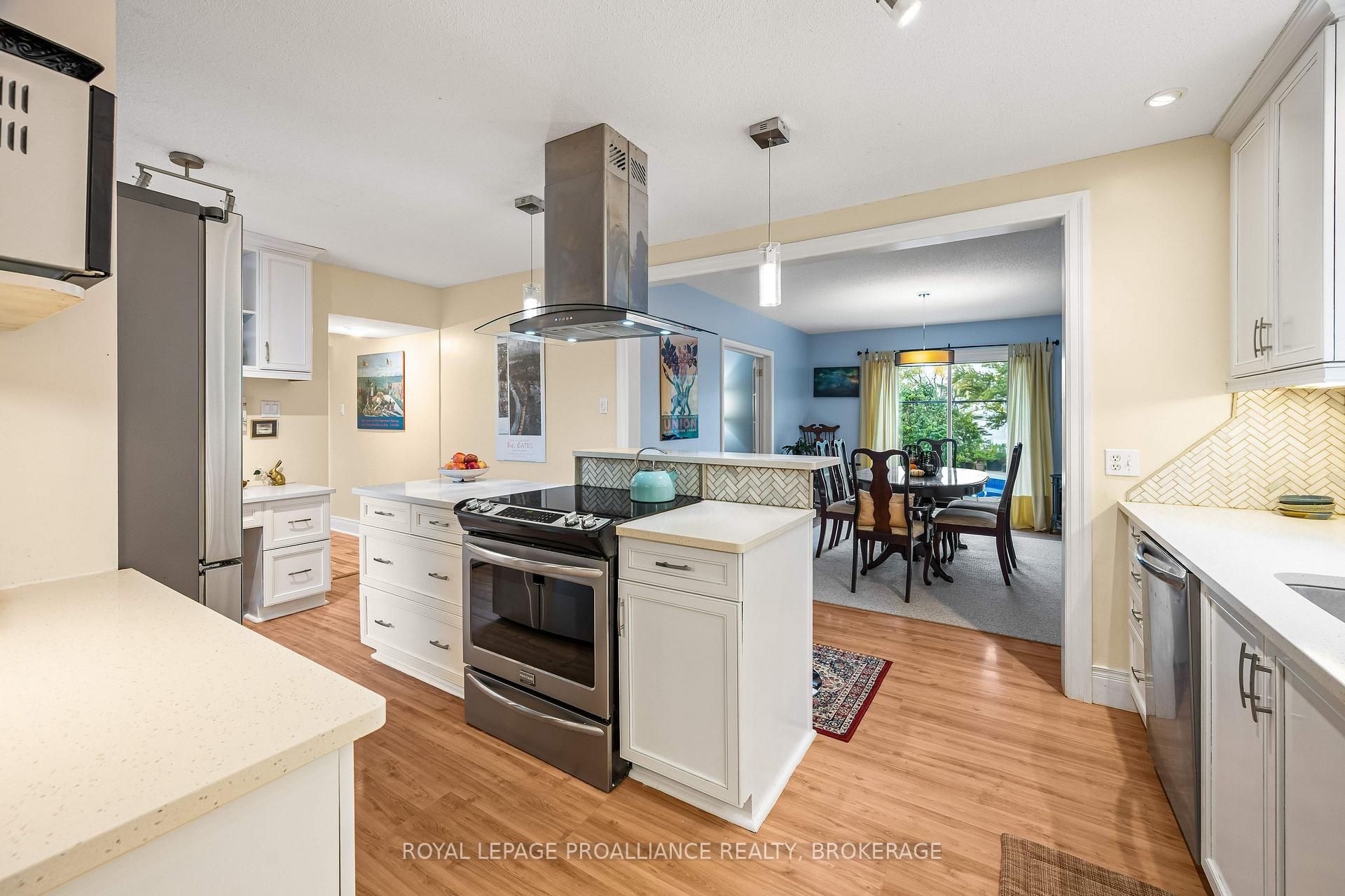 Photo 17 of 34 Cambridge Crescent, Loyalist, Amherstview — HOMEH