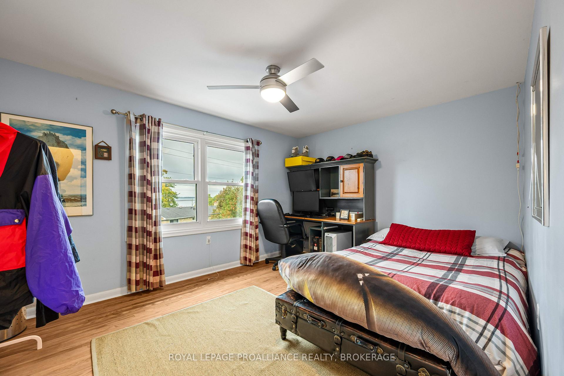 Photo 30 of 34 Cambridge Crescent, Loyalist, Amherstview — HOMEH