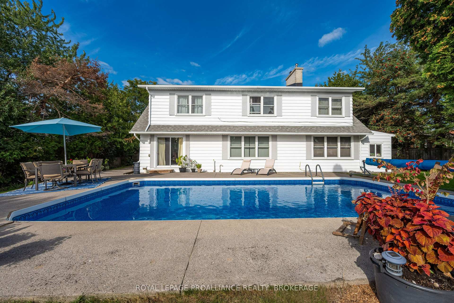 Photo 41 of 34 Cambridge Crescent, Loyalist, Amherstview — HOMEH