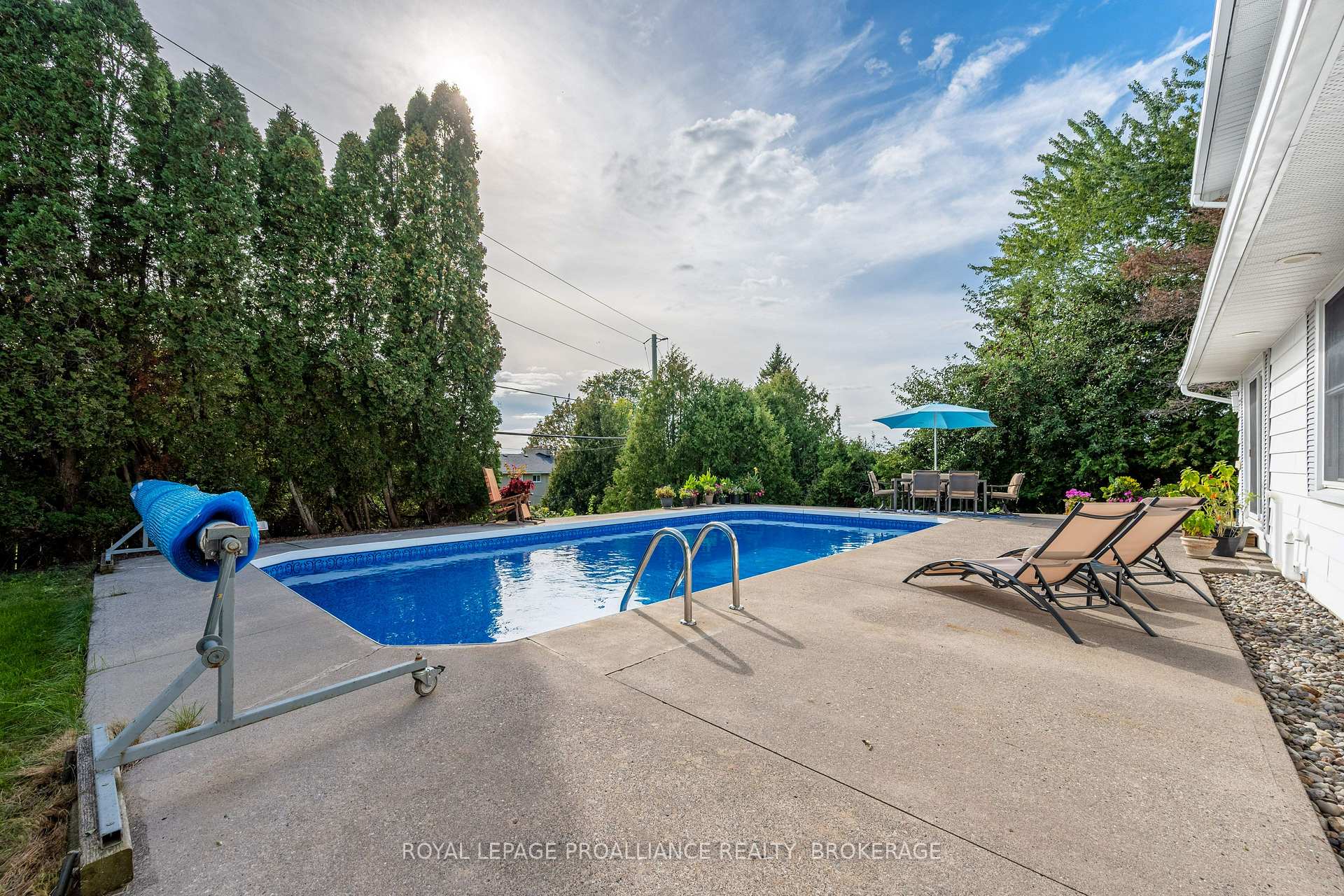 Photo 44 of 34 Cambridge Crescent, Loyalist, Amherstview — HOMEH