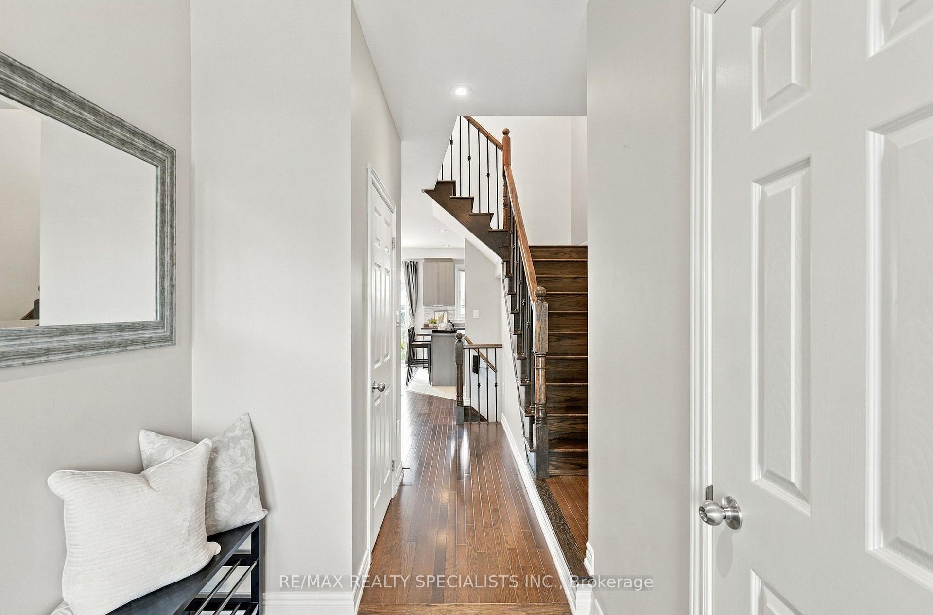 Photo 3 of 766 Sugden Terrace, Milton, Willmott — HOMEH