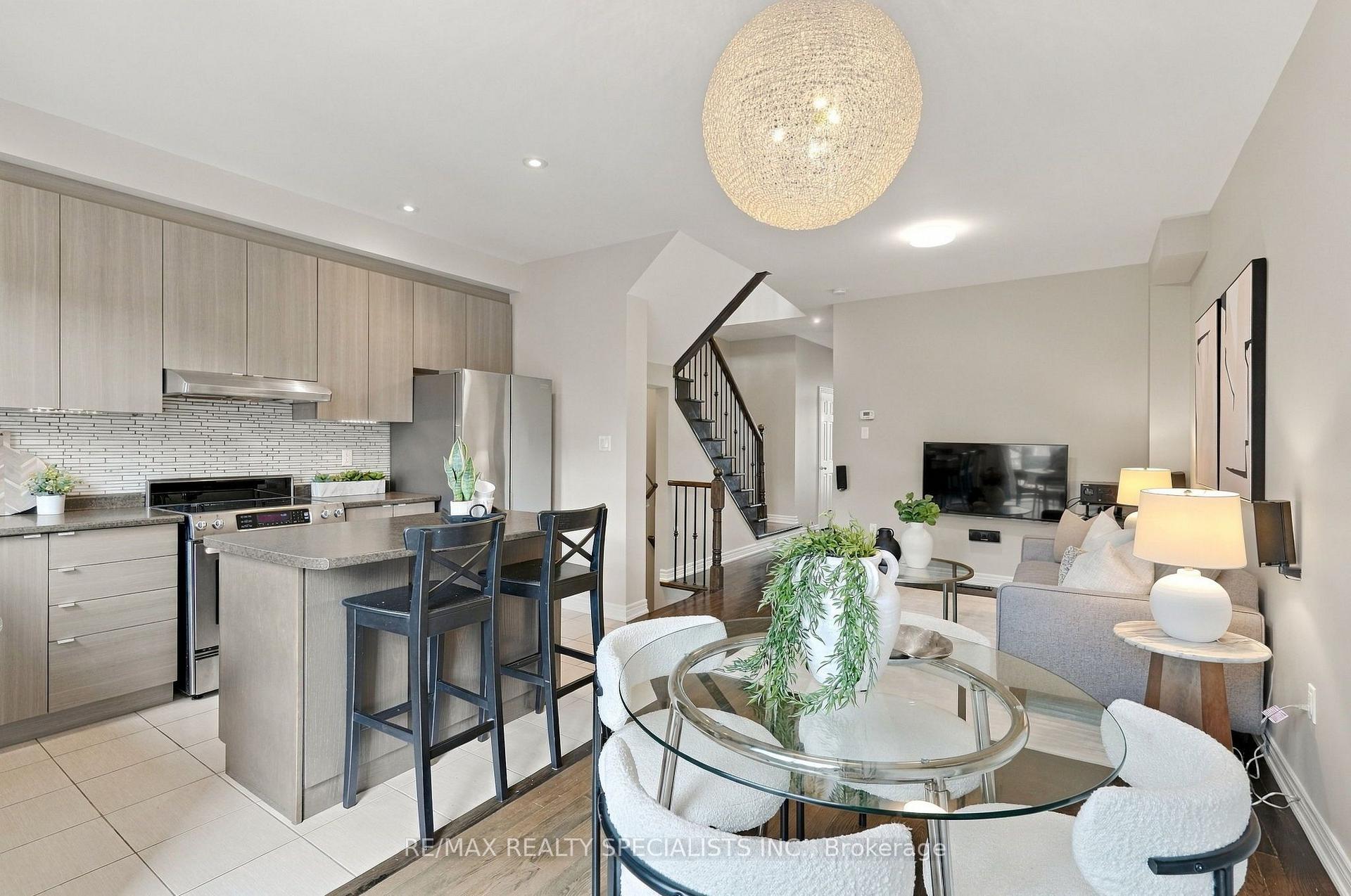 Photo 8 of 766 Sugden Terrace, Milton, Willmott — HOMEH