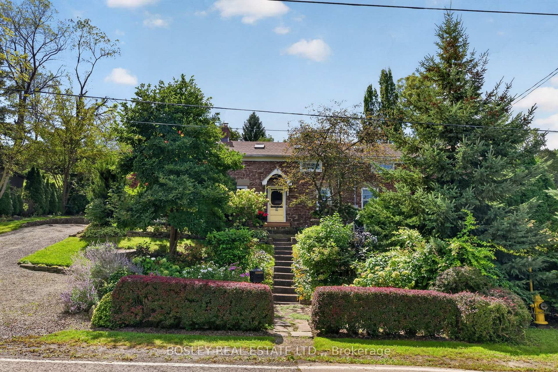 Photo 4 of 77 Bradley Street, St. Catharines, Burleigh Hill — HOMEH