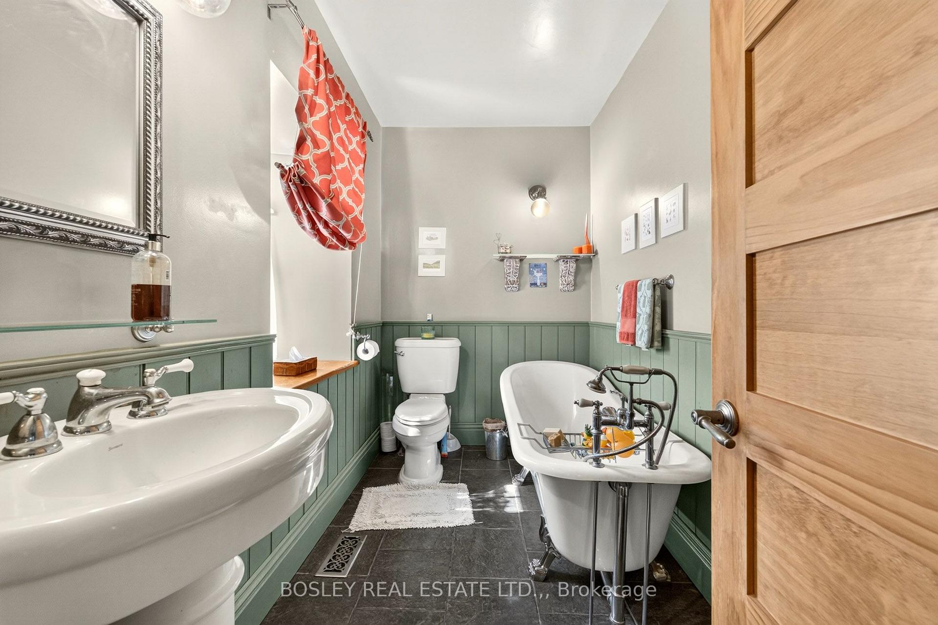 Photo 22 of 77 Bradley Street, St. Catharines, Burleigh Hill — HOMEH