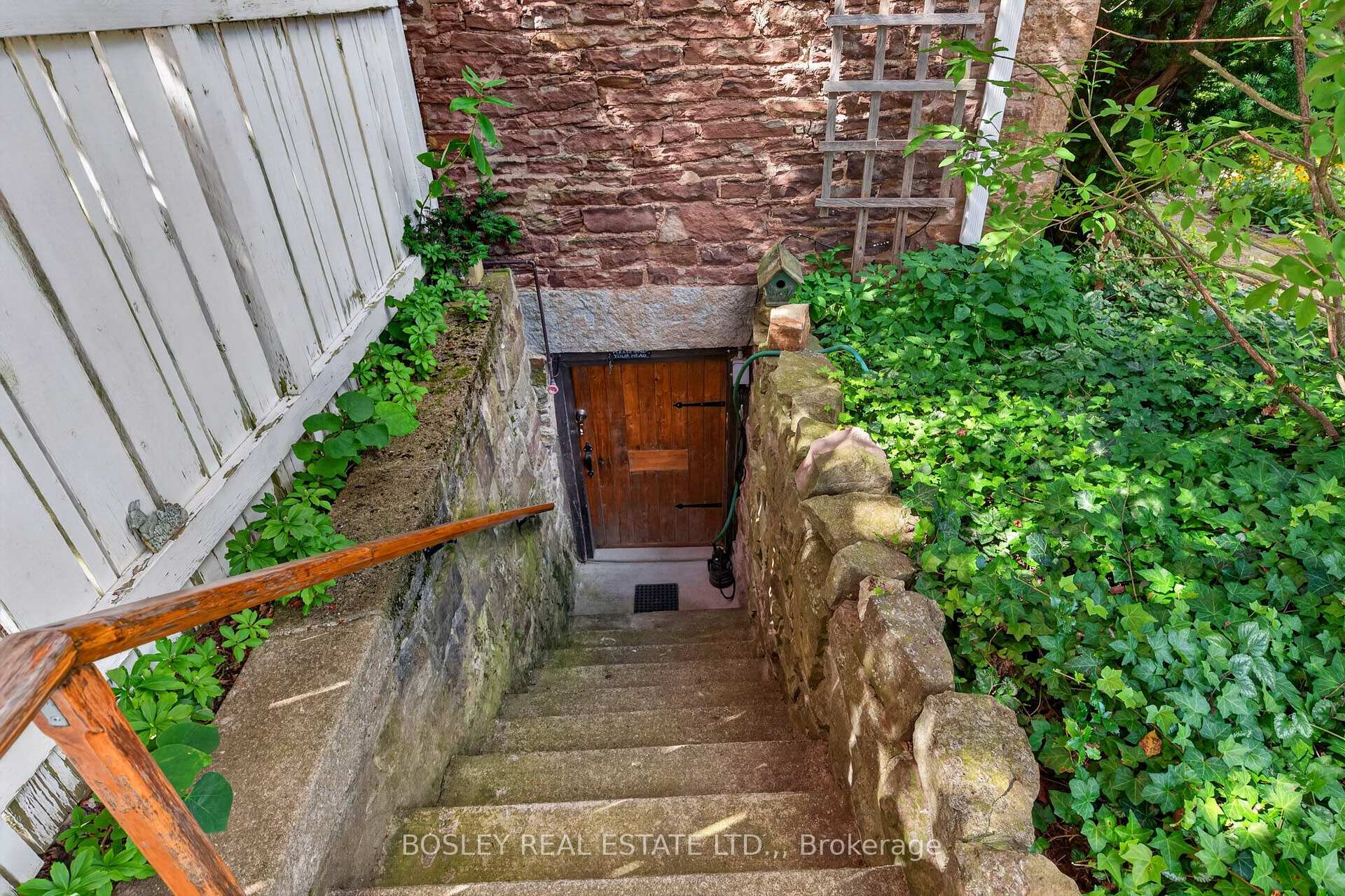 Photo 28 of 77 Bradley Street, St. Catharines, Burleigh Hill — HOMEH