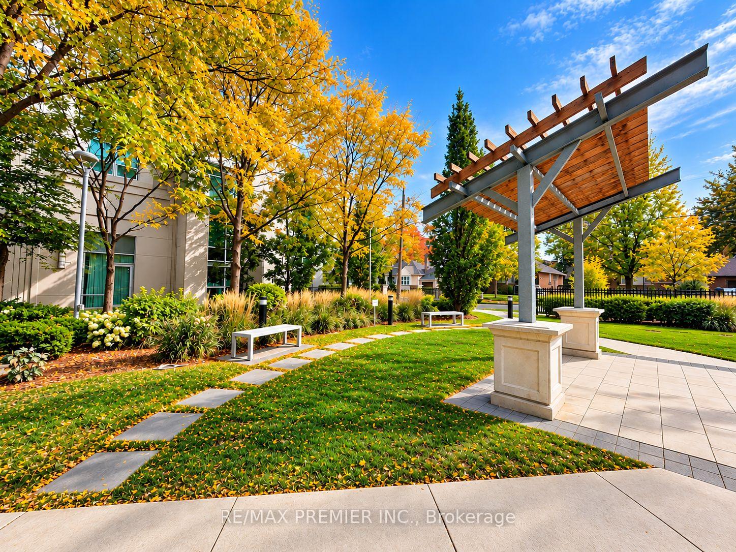 Photo 5 of Unit 316, 17 Anndale Drive, North York, Willowdale East — HOMEH
