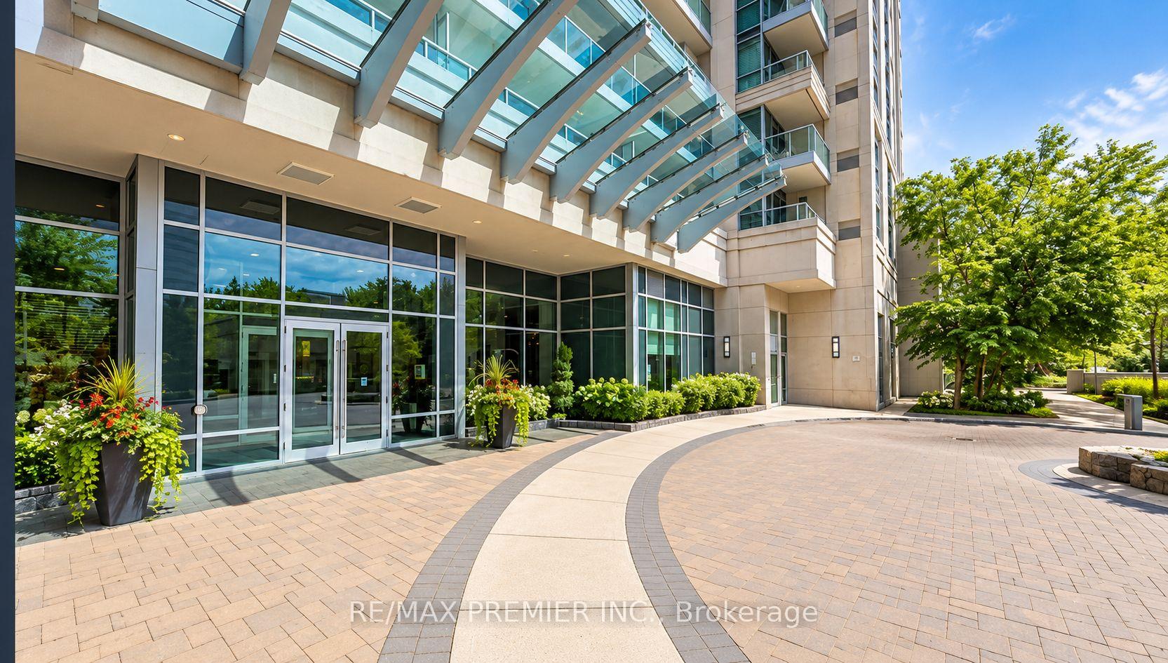 Photo 6 of Unit 316, 17 Anndale Drive, North York, Willowdale East — HOMEH