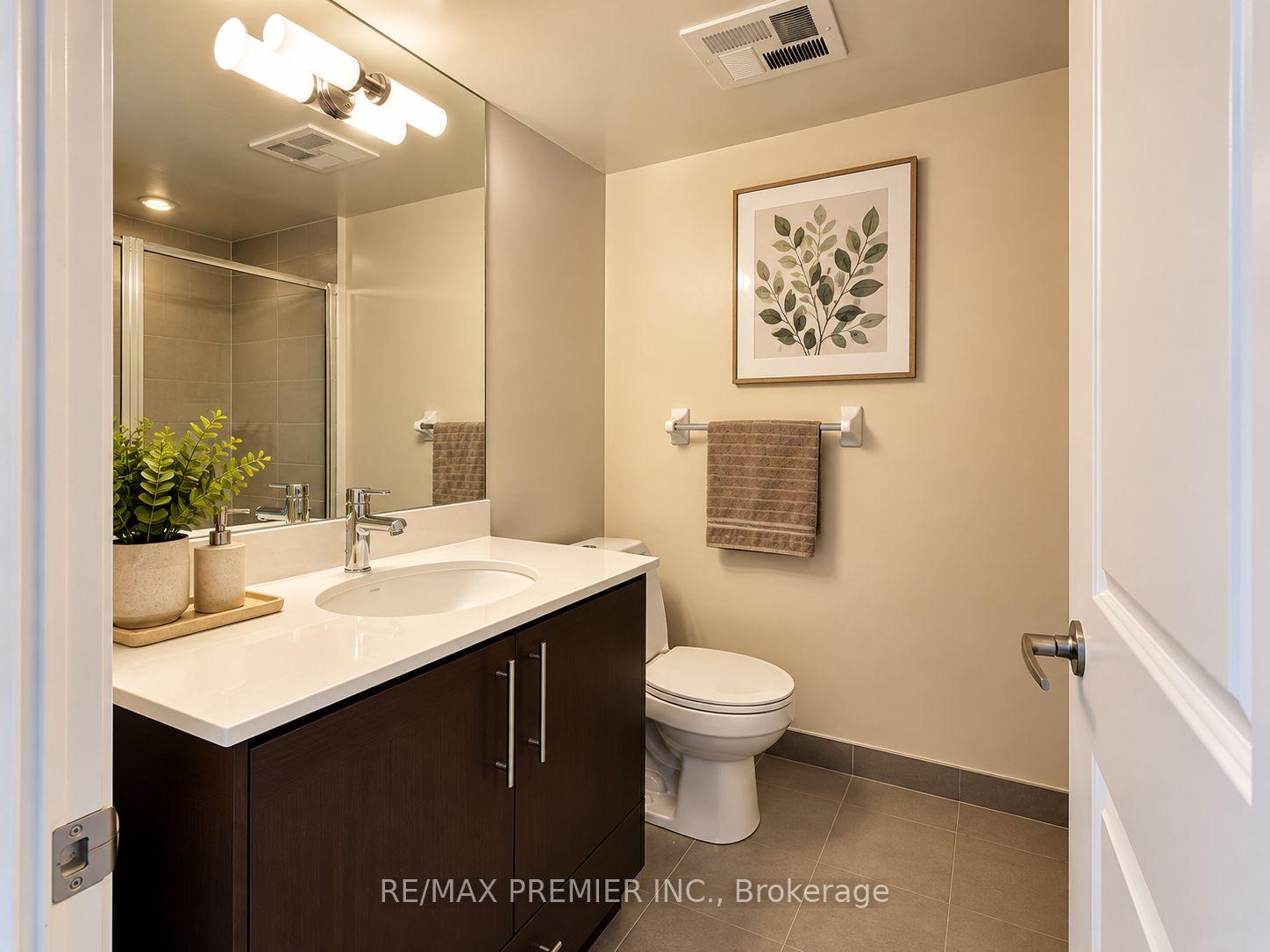 Photo 13 of Unit 316, 17 Anndale Drive, North York, Willowdale East — HOMEH