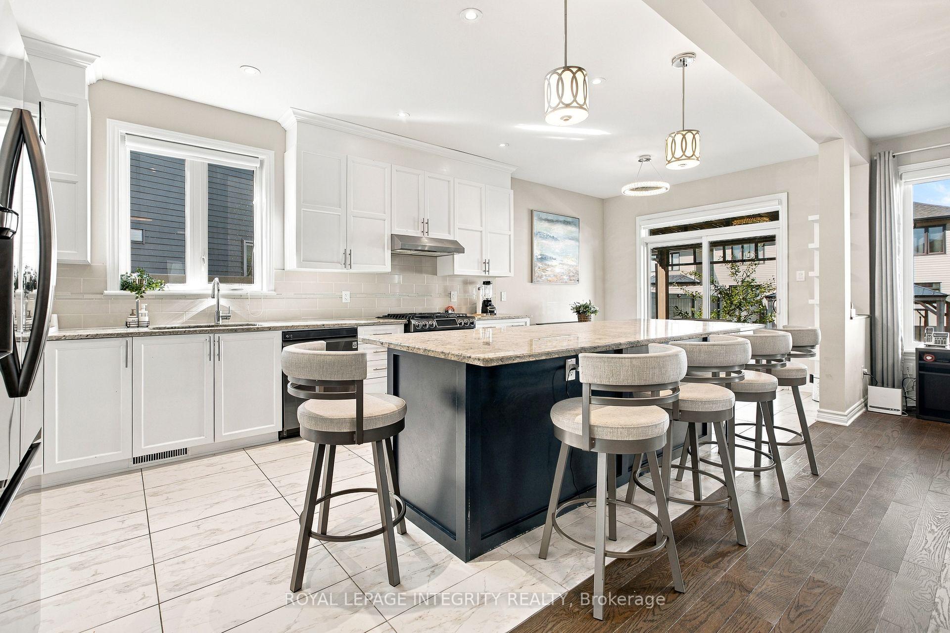 Photo 11 of 513 Amulet Grove, Ottawa, Riverside South/Gloucester Glen — HOMEH