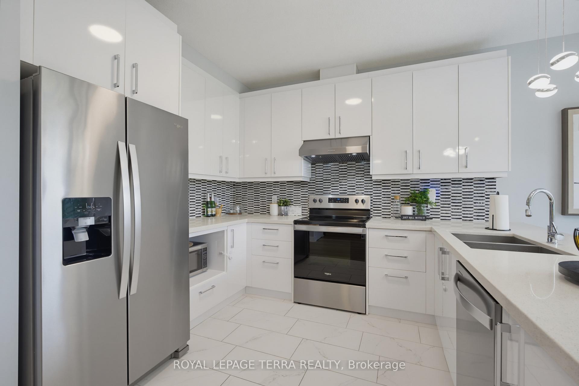 Photo 11 of Unit 37, 2610 Kettering Place, London, South U — HOMEH