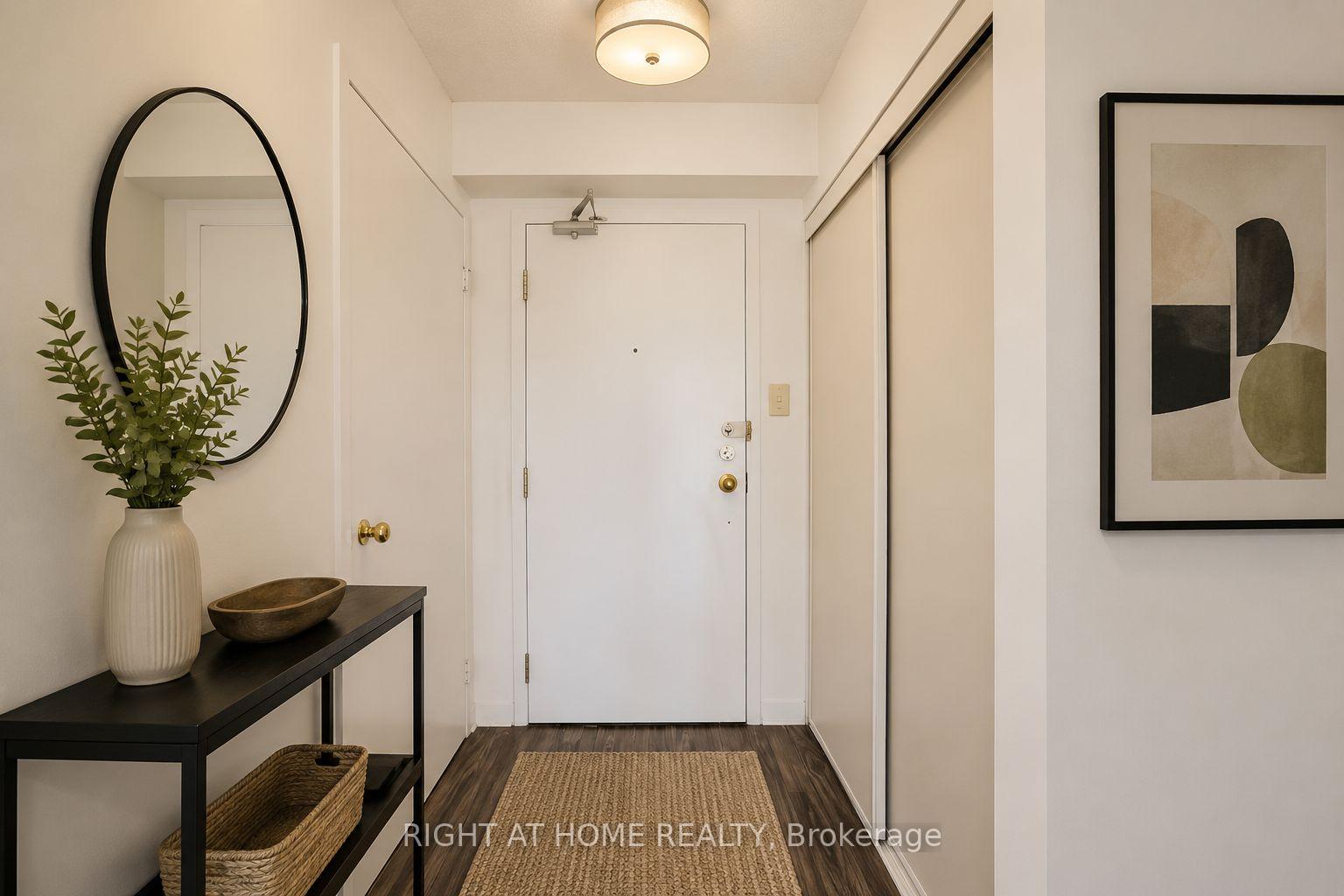 Photo 7 of Unit 912, 4 Park Vista Drive, Toronto, O'Connor-Parkview — HOMEH