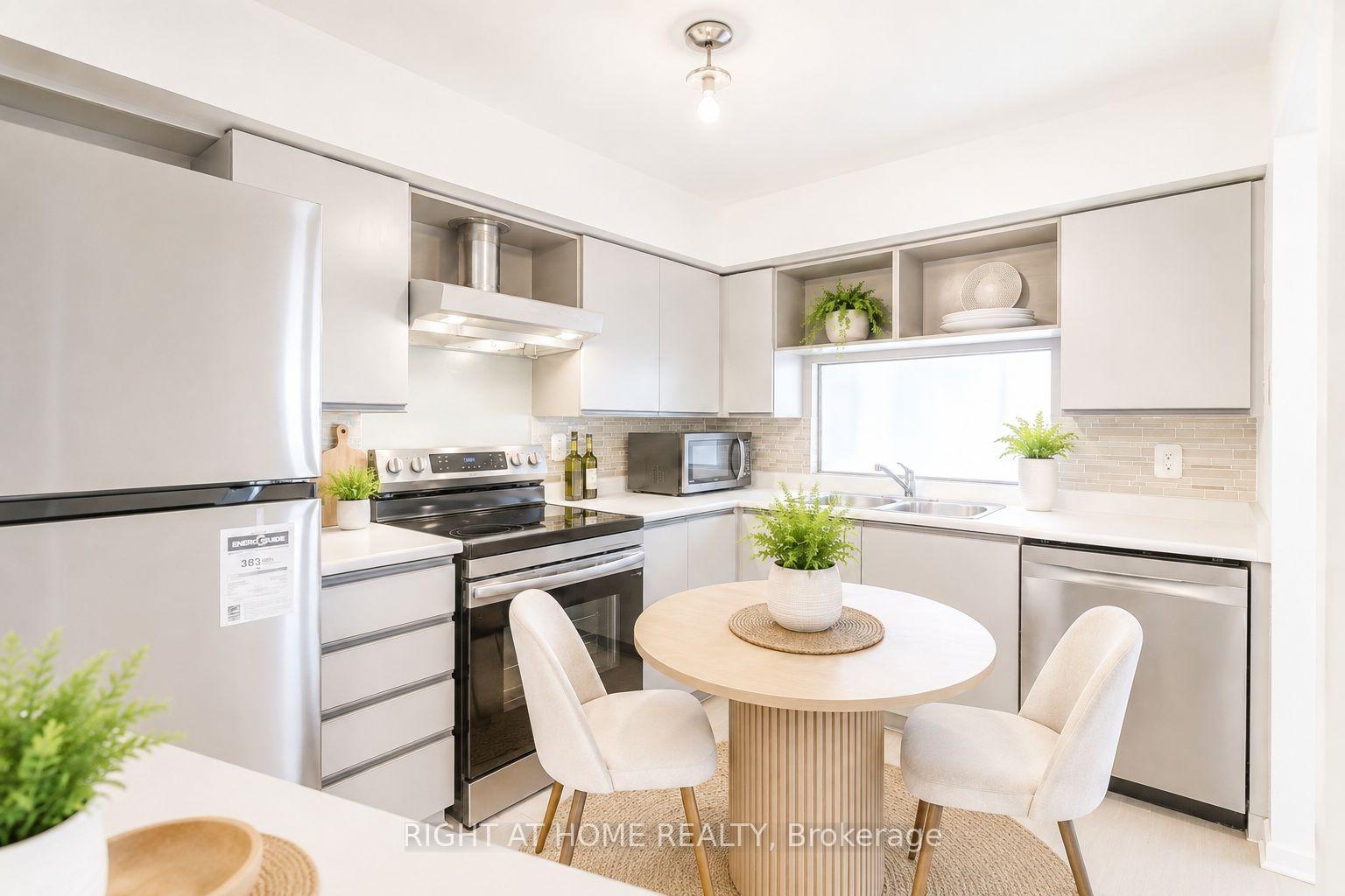 Photo 10 of Unit 912, 4 Park Vista Drive, Toronto, O'Connor-Parkview — HOMEH