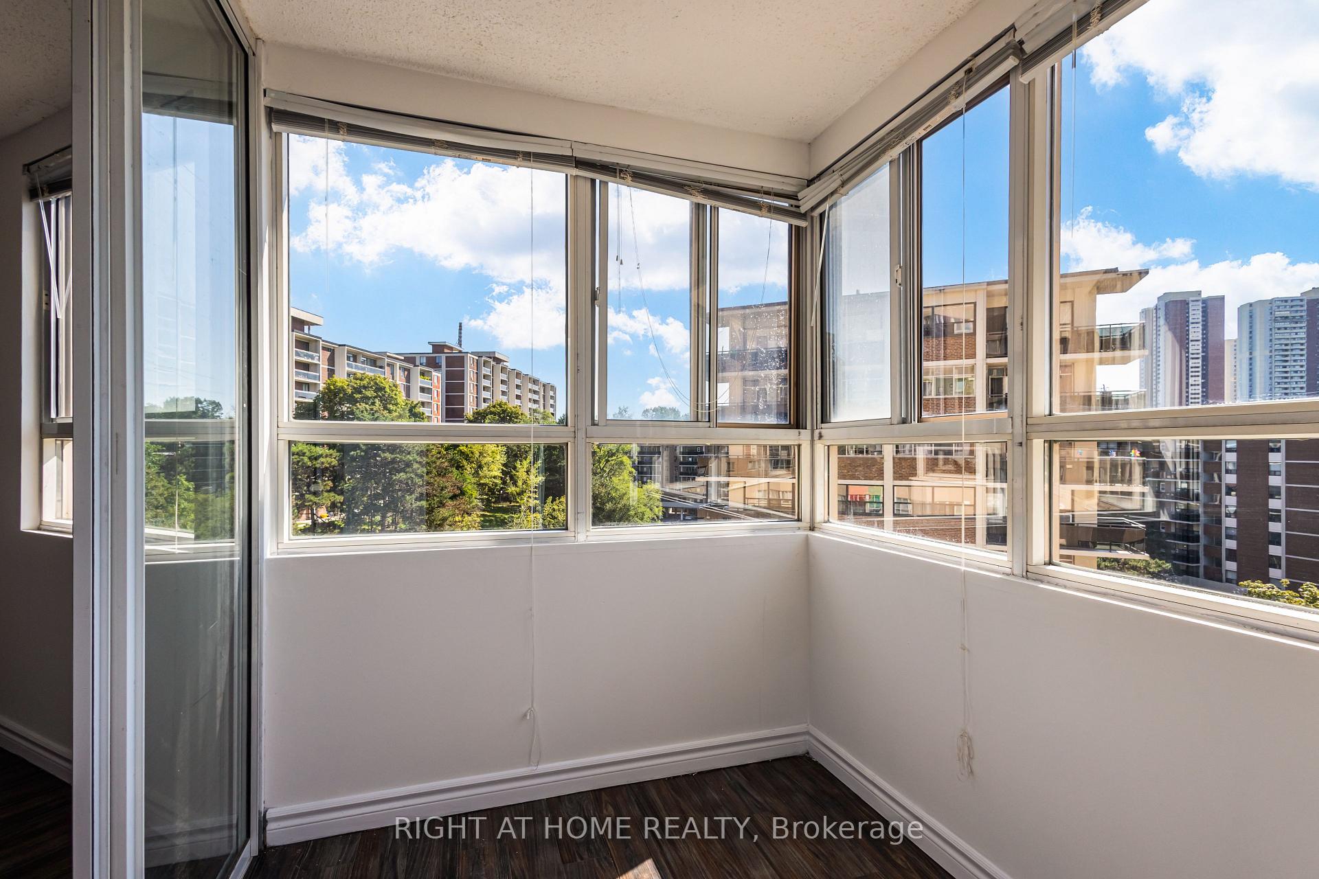 Photo 20 of Unit 912, 4 Park Vista Drive, Toronto, O'Connor-Parkview — HOMEH