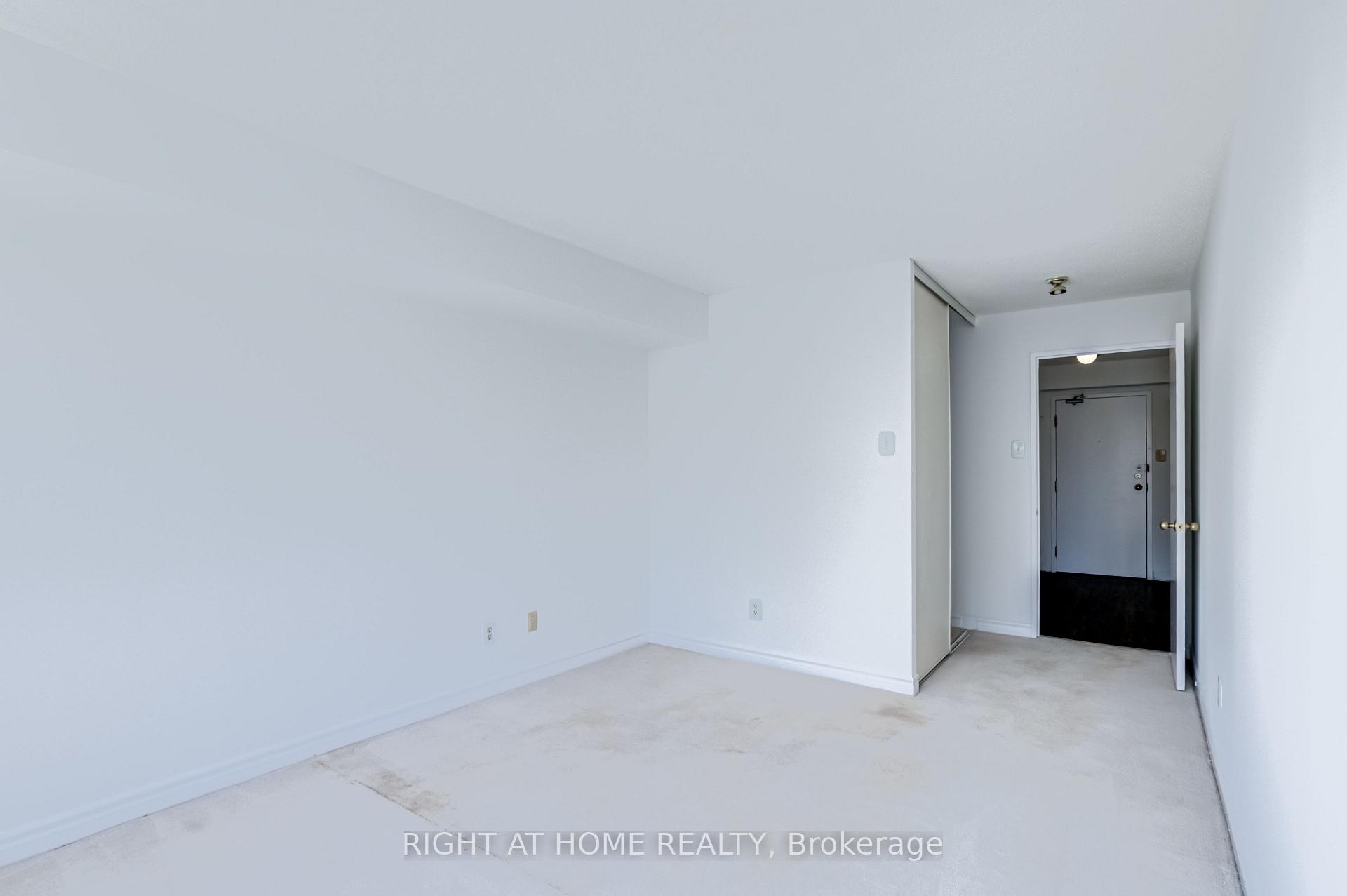 Photo 22 of Unit 912, 4 Park Vista Drive, Toronto, O'Connor-Parkview — HOMEH