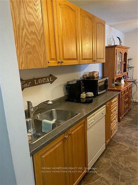 Photo 8 of Unit 8, 819 Macodrum Drive, Brockville, Brockville — HOMEH
