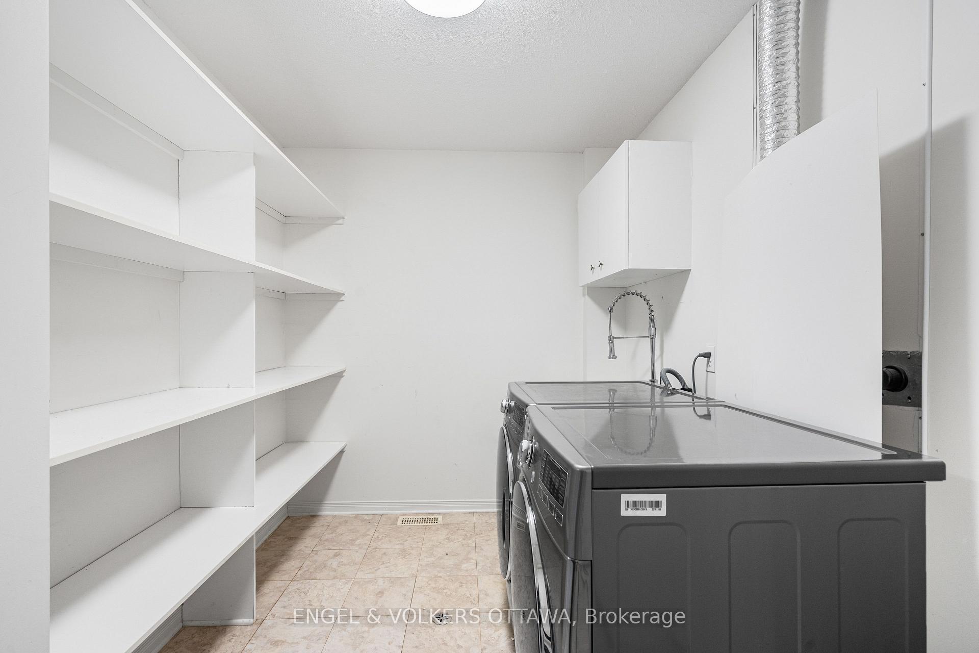 Photo 18 of 1321 Morley Boulevard, Ottawa, Courtland Park — HOMEH