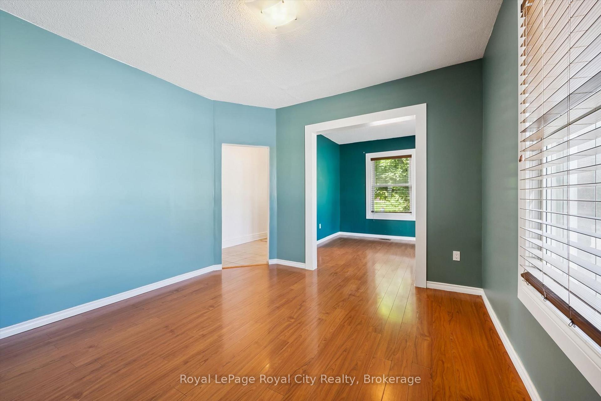Photo 9 of 90 Neeve Street, Guelph, St. Patrick's Ward — HOMEH