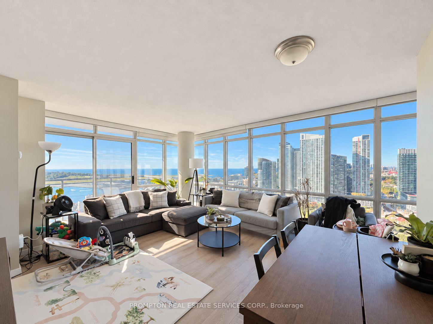 Front of Unit 2812, 15 Fort York Boulevard
