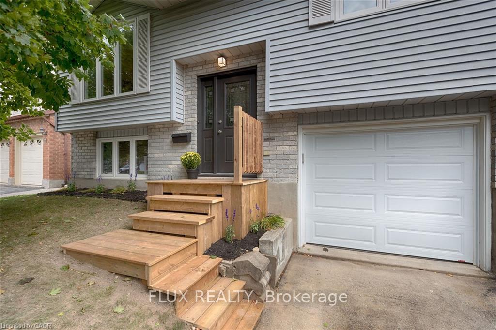 Photo 4 of Unit 1, 63 Imperial Road N, Guelph, Willow West/Sugarbush/West Acres — HOMEH