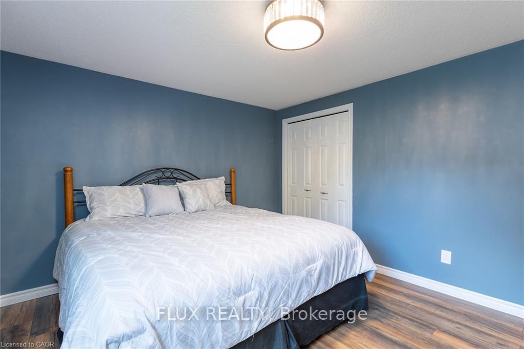 Photo 13 of Unit 1, 63 Imperial Road N, Guelph, Willow West/Sugarbush/West Acres — HOMEH