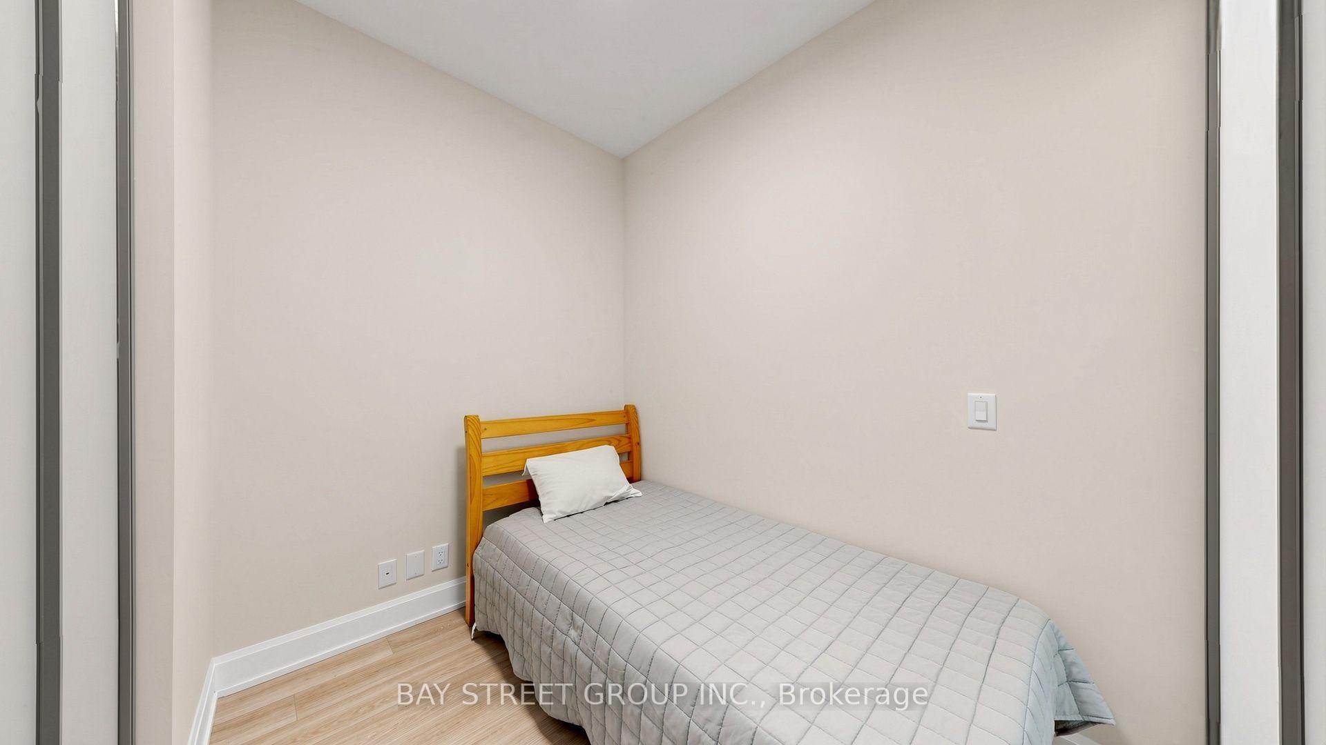 Photo 16 of Unit 2215, 12 Gandhi Lane, Markham, Commerce Valley — HOMEH