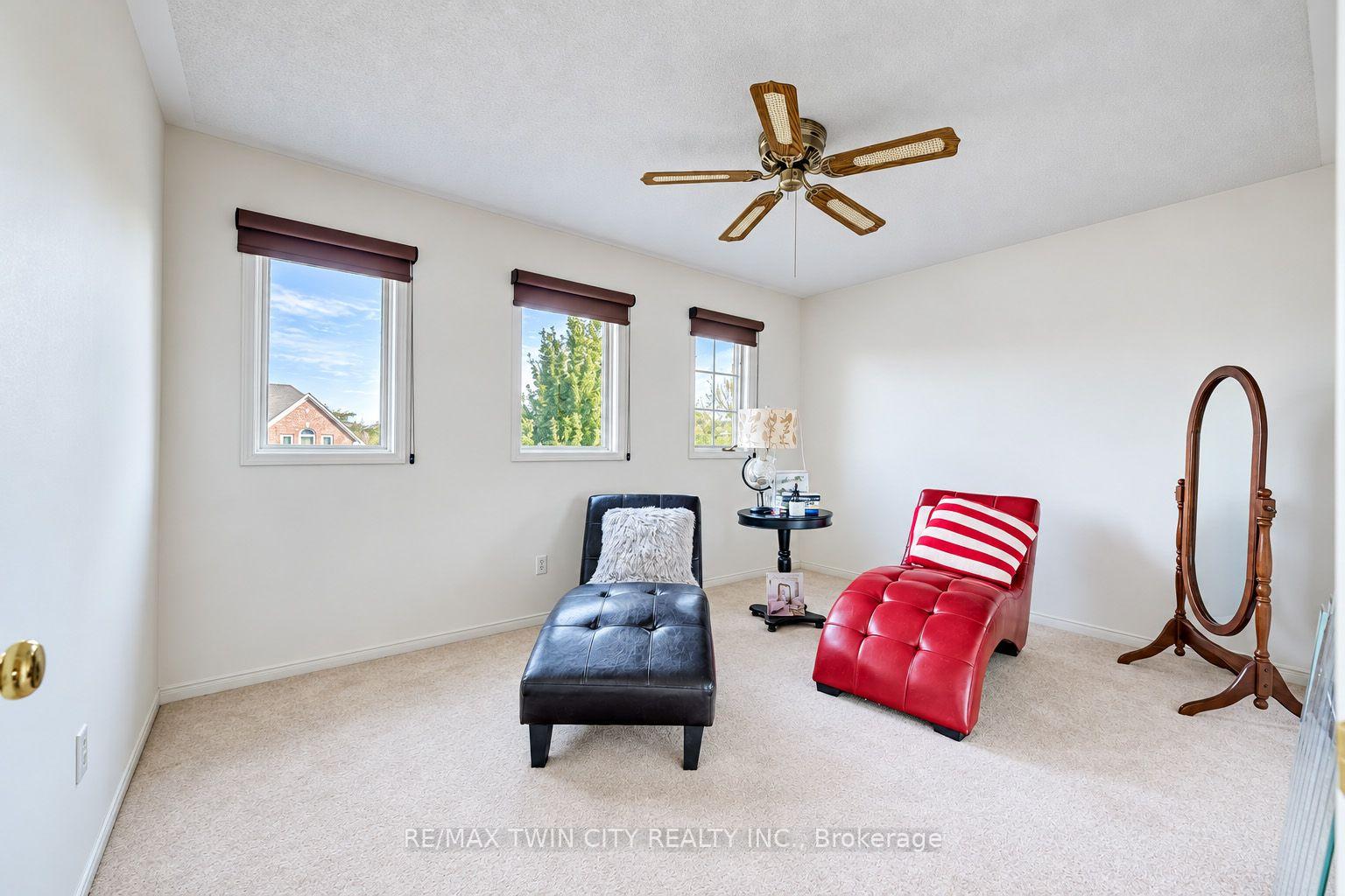 Photo 29 of 11 Peregrine Crescent, Cambridge, Clemens Mills/Saginaw — HOMEH