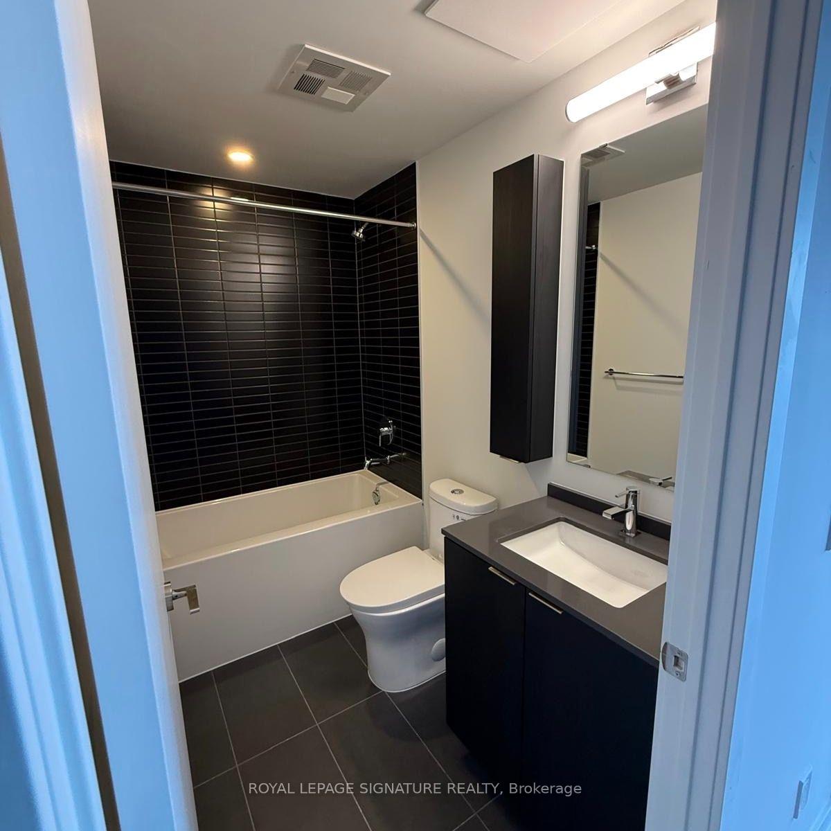 Photo 7 of Unit 1512, 101 John Street N, Hamilton, Beasley — HOMEH