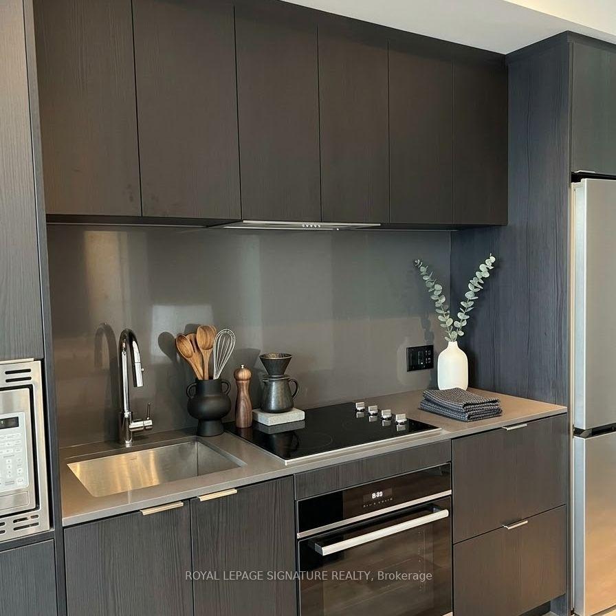 Photo 16 of Unit 1512, 101 John Street N, Hamilton, Beasley — HOMEH