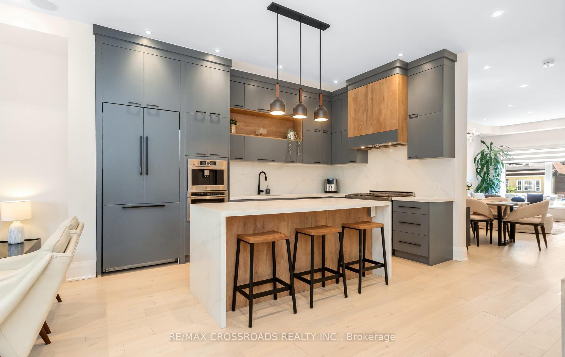 Photo 7 of 10 Hamstead Avenue, Toronto, Woodbine-Lumsden — HOMEH