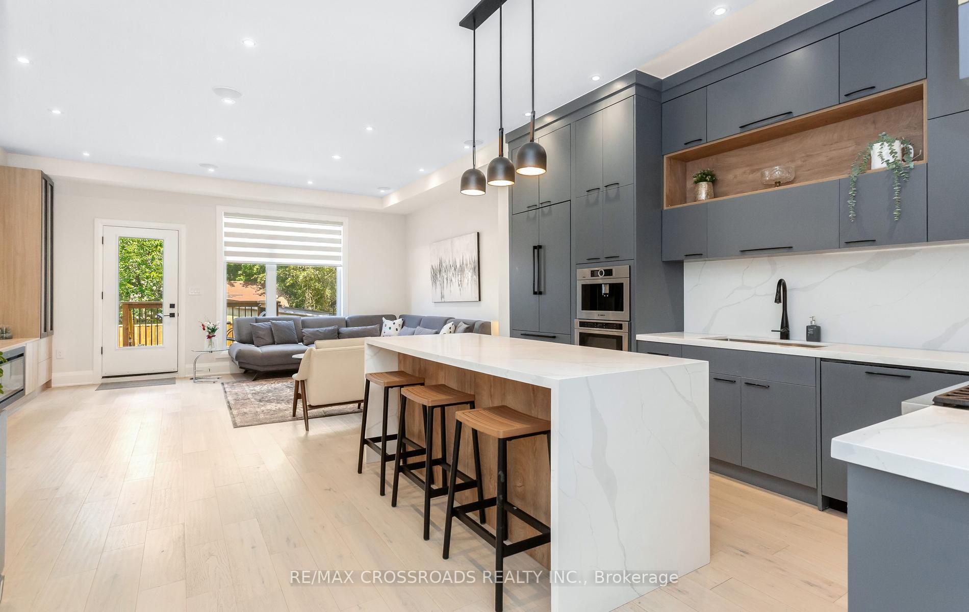 Photo 8 of 10 Hamstead Avenue, Toronto, Woodbine-Lumsden — HOMEH