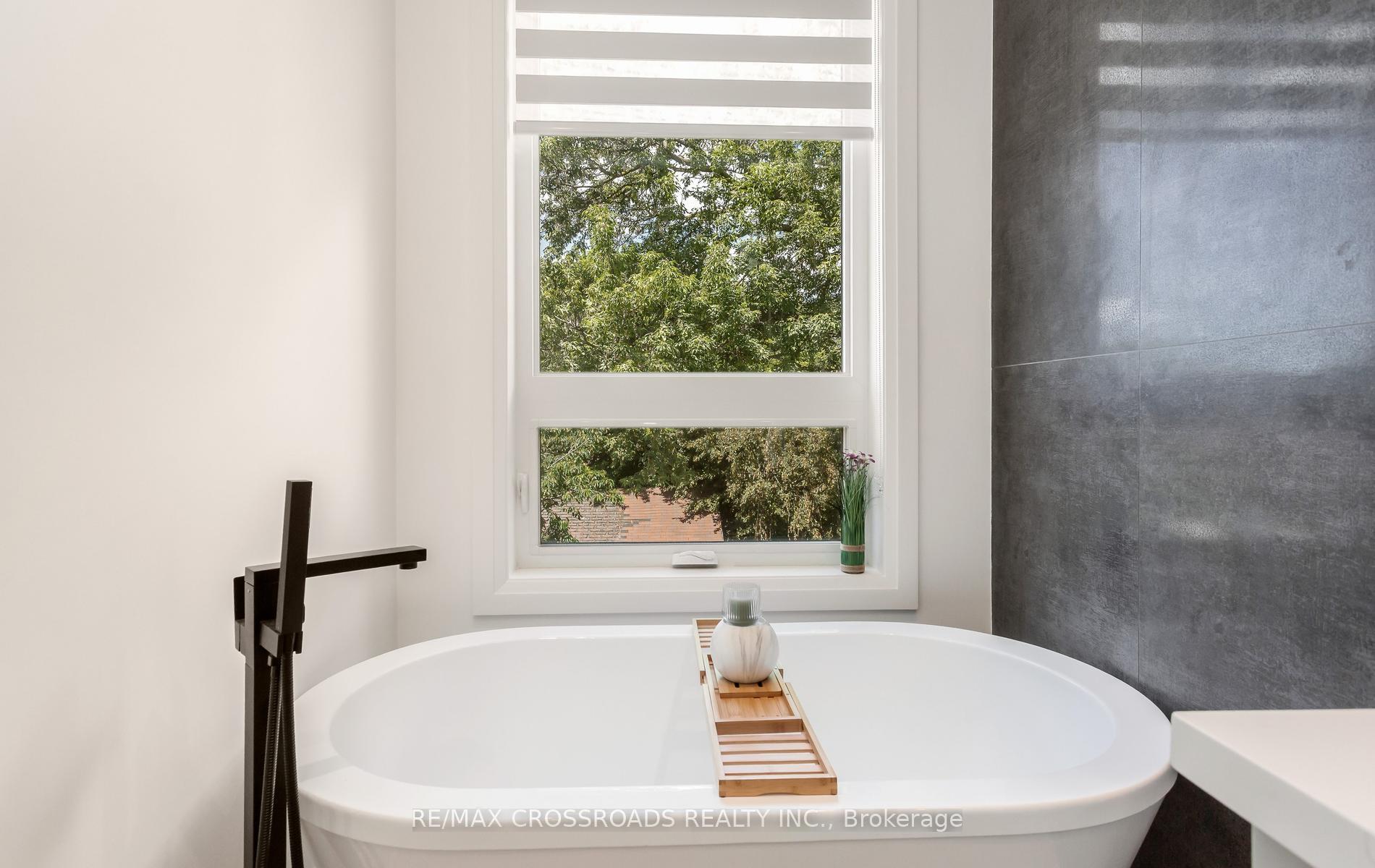 Photo 19 of 10 Hamstead Avenue, Toronto, Woodbine-Lumsden — HOMEH